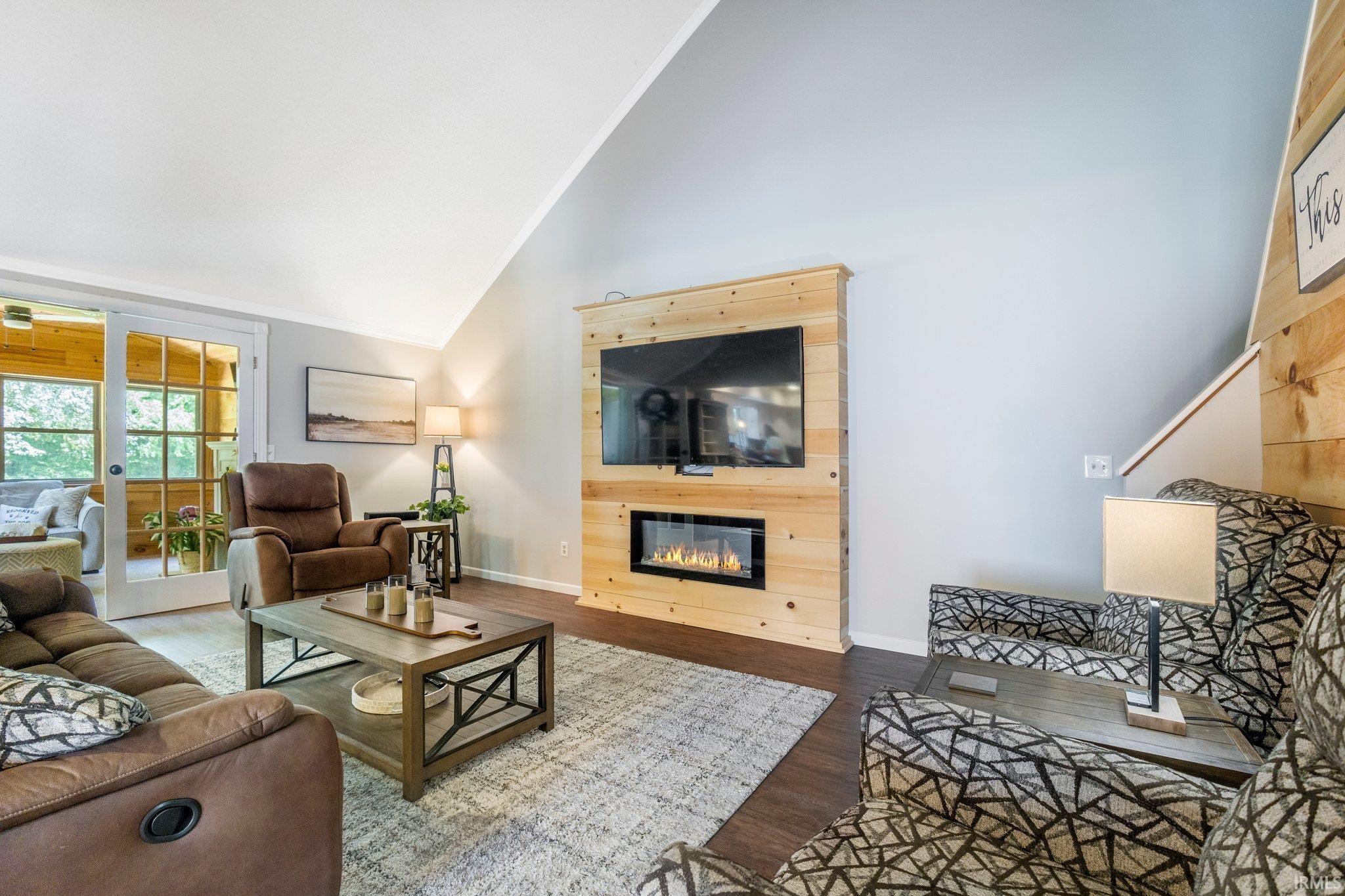 Photo 12 of 704 Shoreland Court