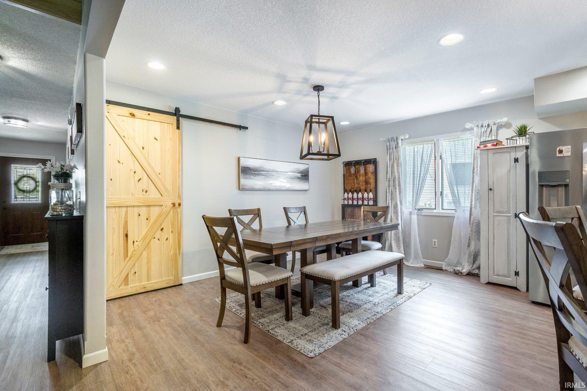 Photo 8 of 704 Shoreland Court