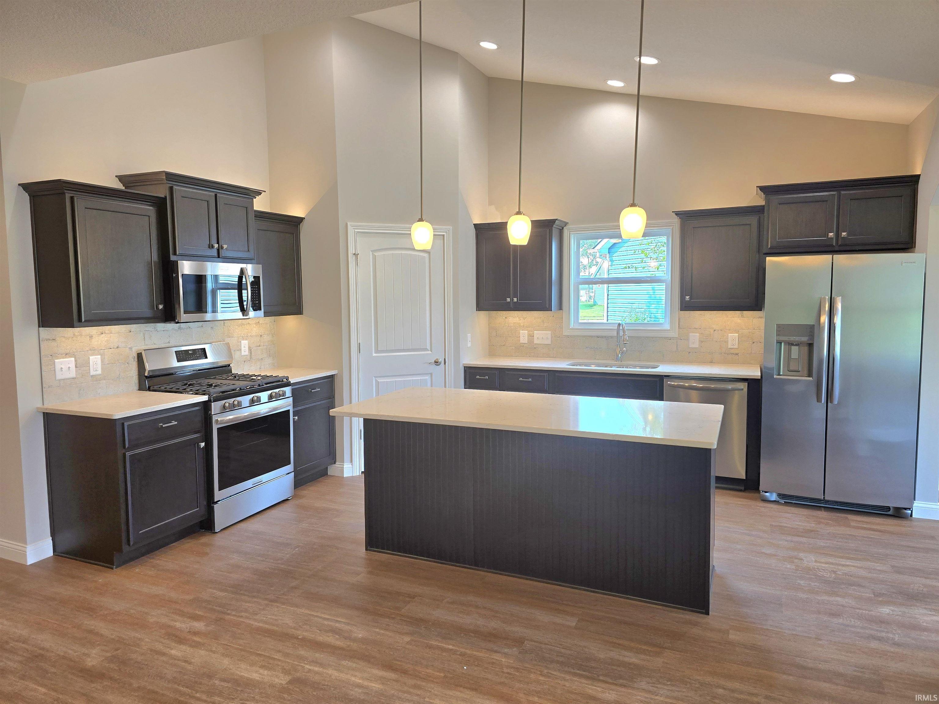 Photo 5 of 14117 Hughies Cove