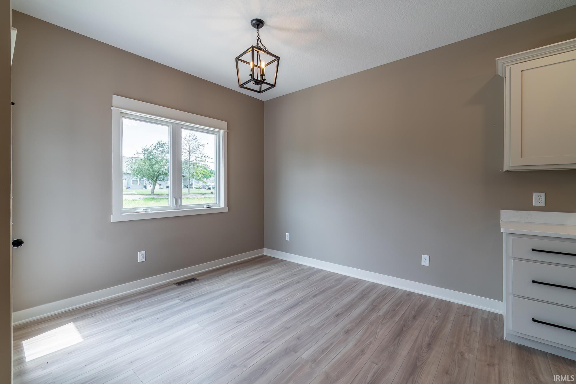 Photo 7 of 7751 Luna Way