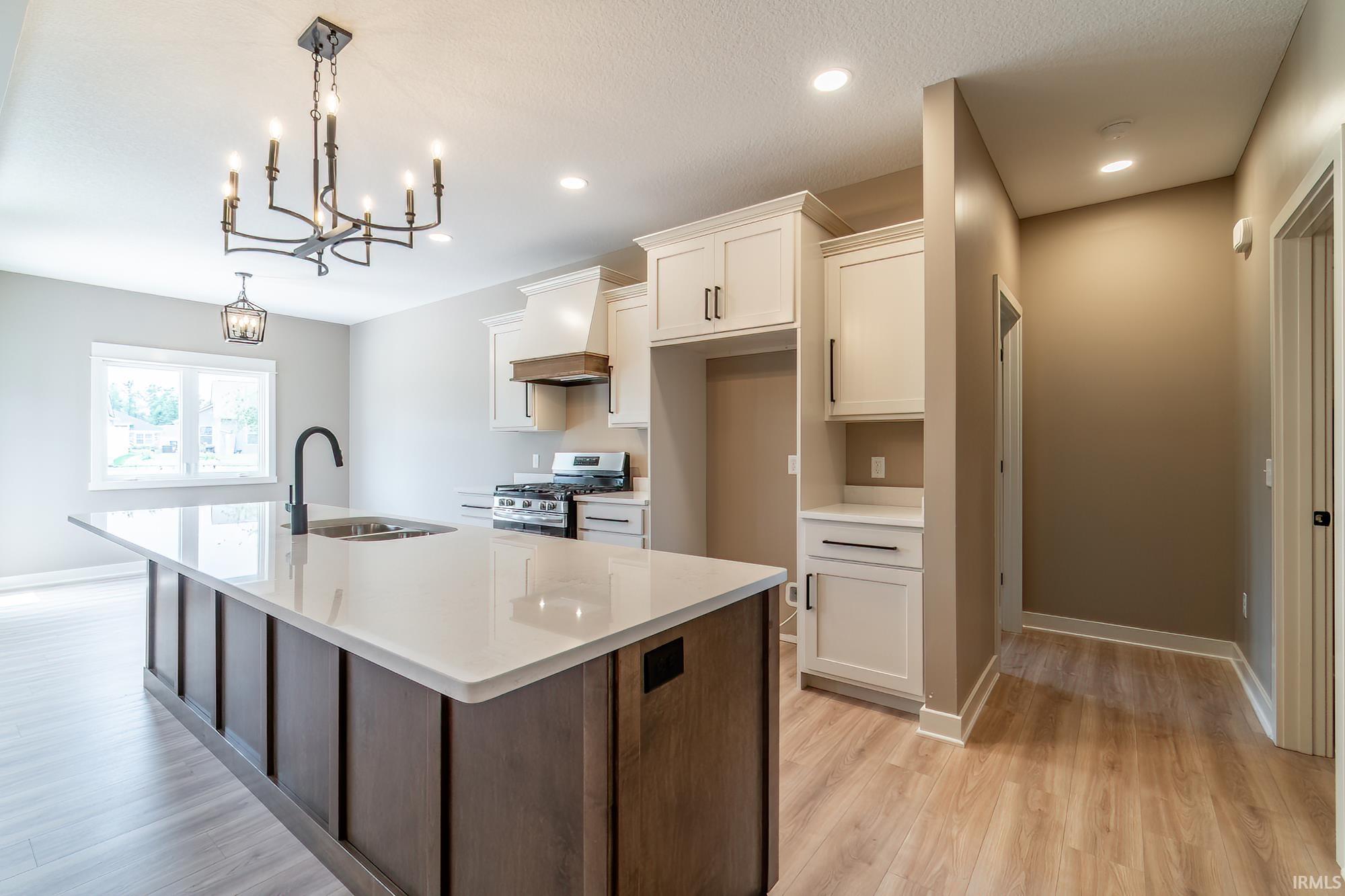 Photo 9 of 7751 Luna Way