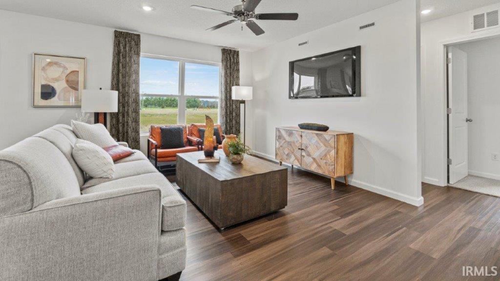 Photo 6 of 1217 Catesby Court