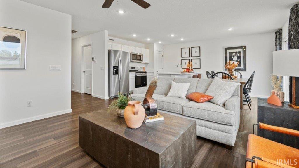 Photo 7 of 1217 Catesby Court