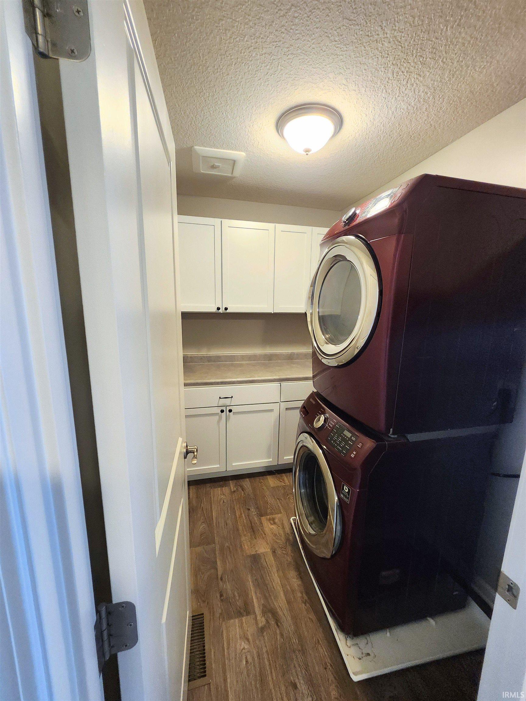 Photo 18 of 13381 Crescent Ridge Drive