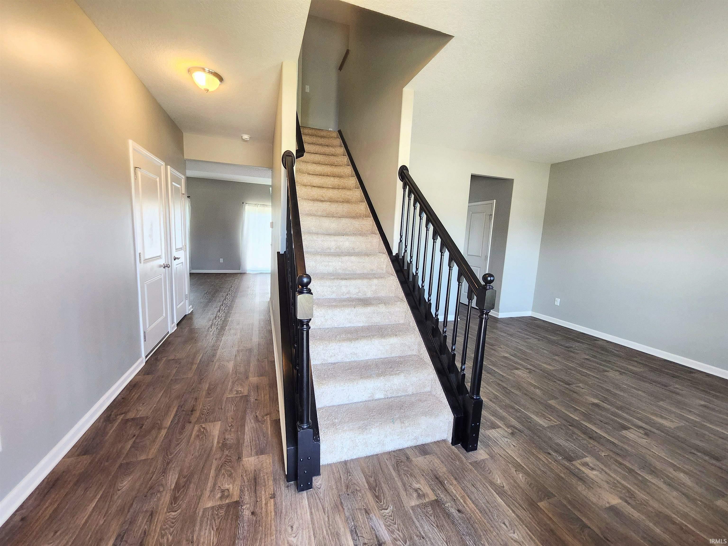 Photo 4 of 13381 Crescent Ridge Drive