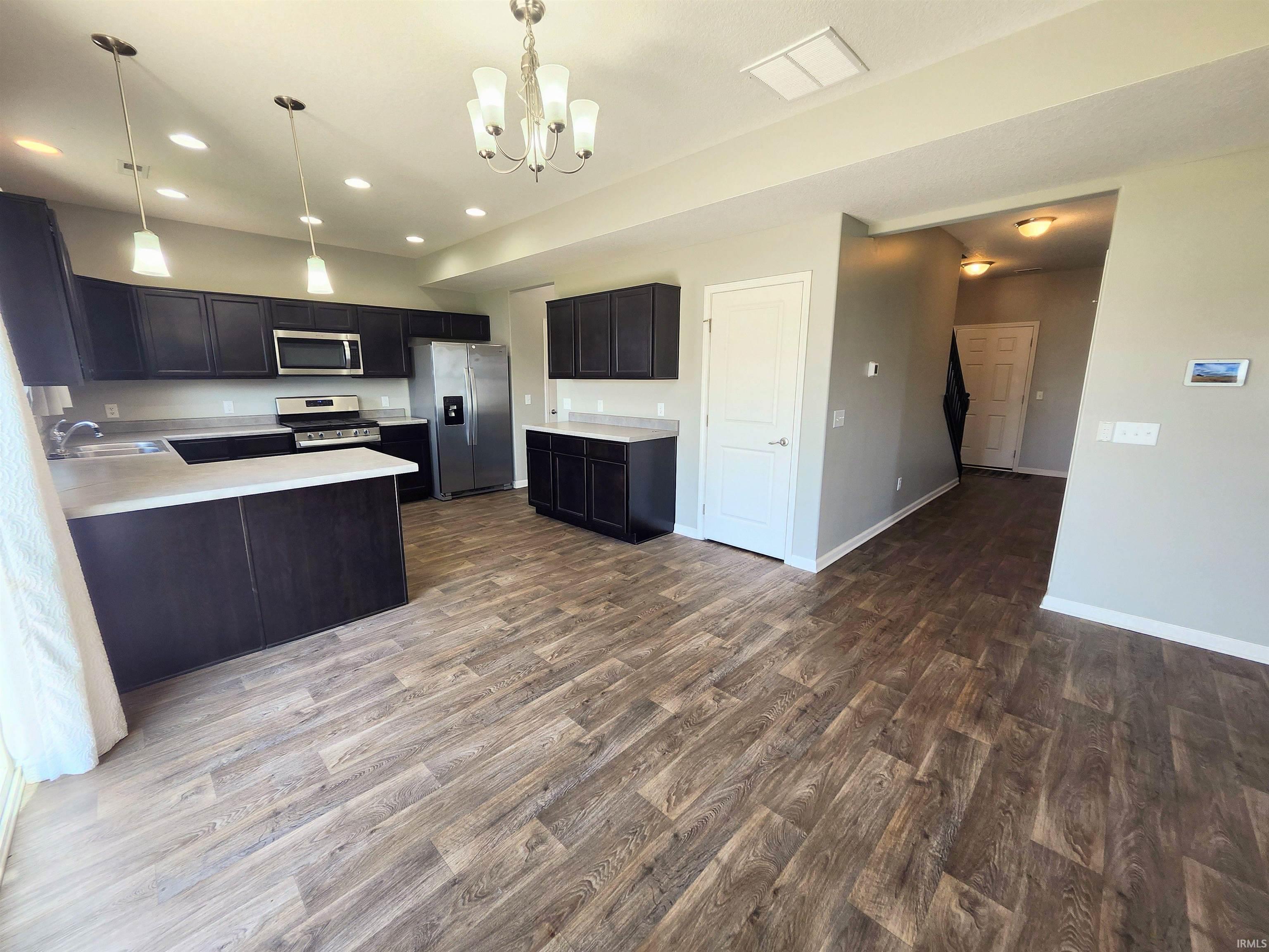 Photo 8 of 13381 Crescent Ridge Drive