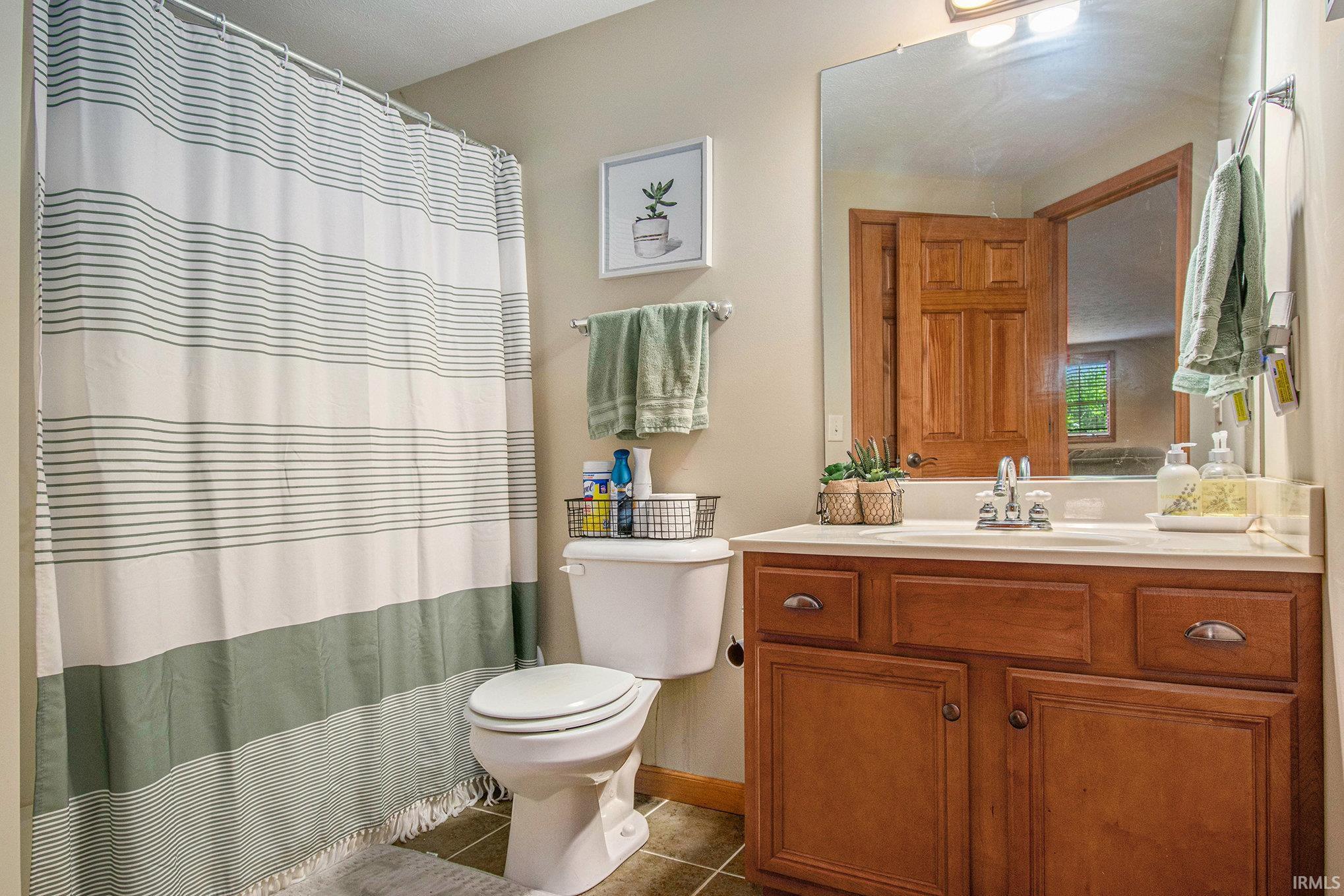 Photo 13 of 222 Salman Drive