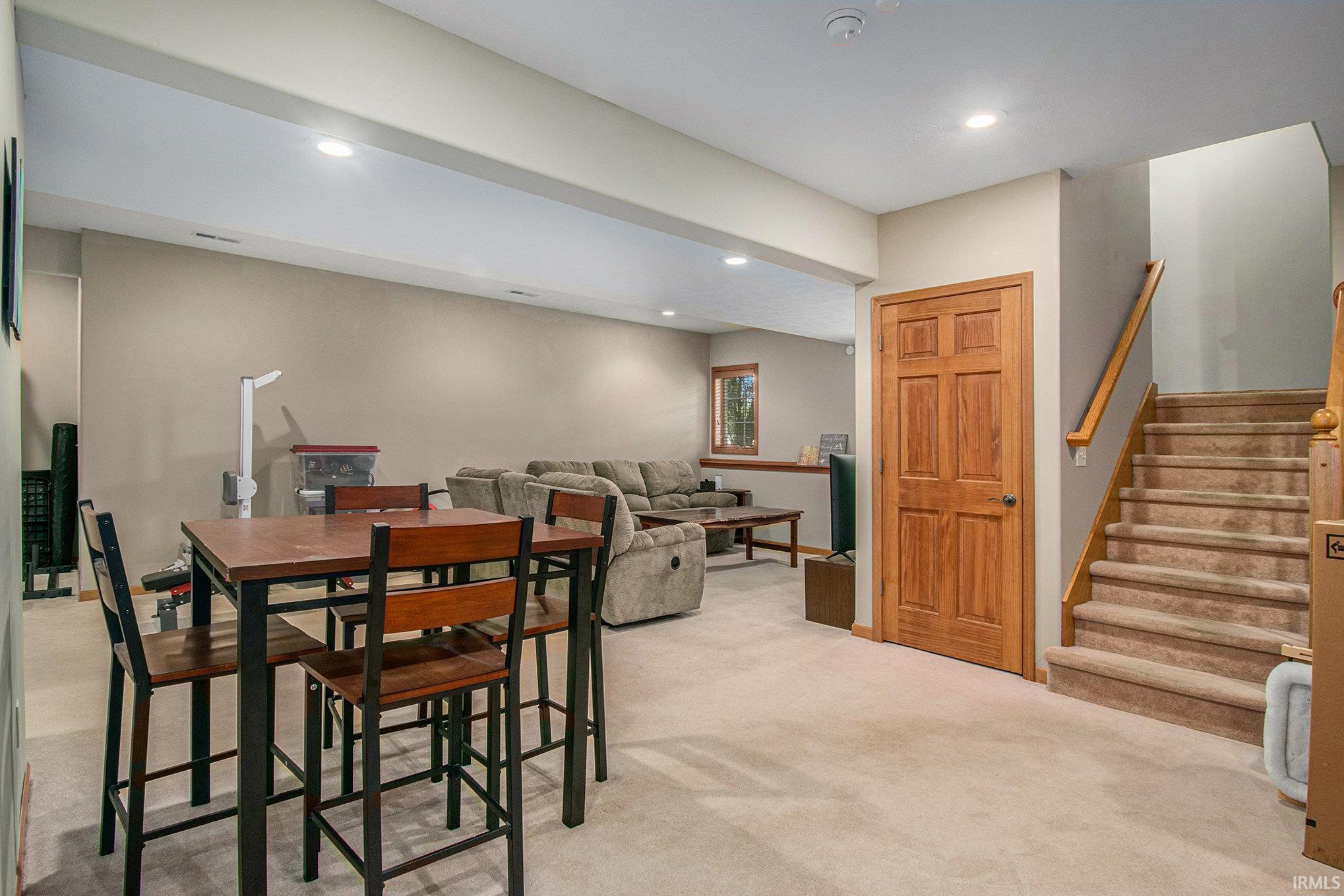 Photo 16 of 222 Salman Drive