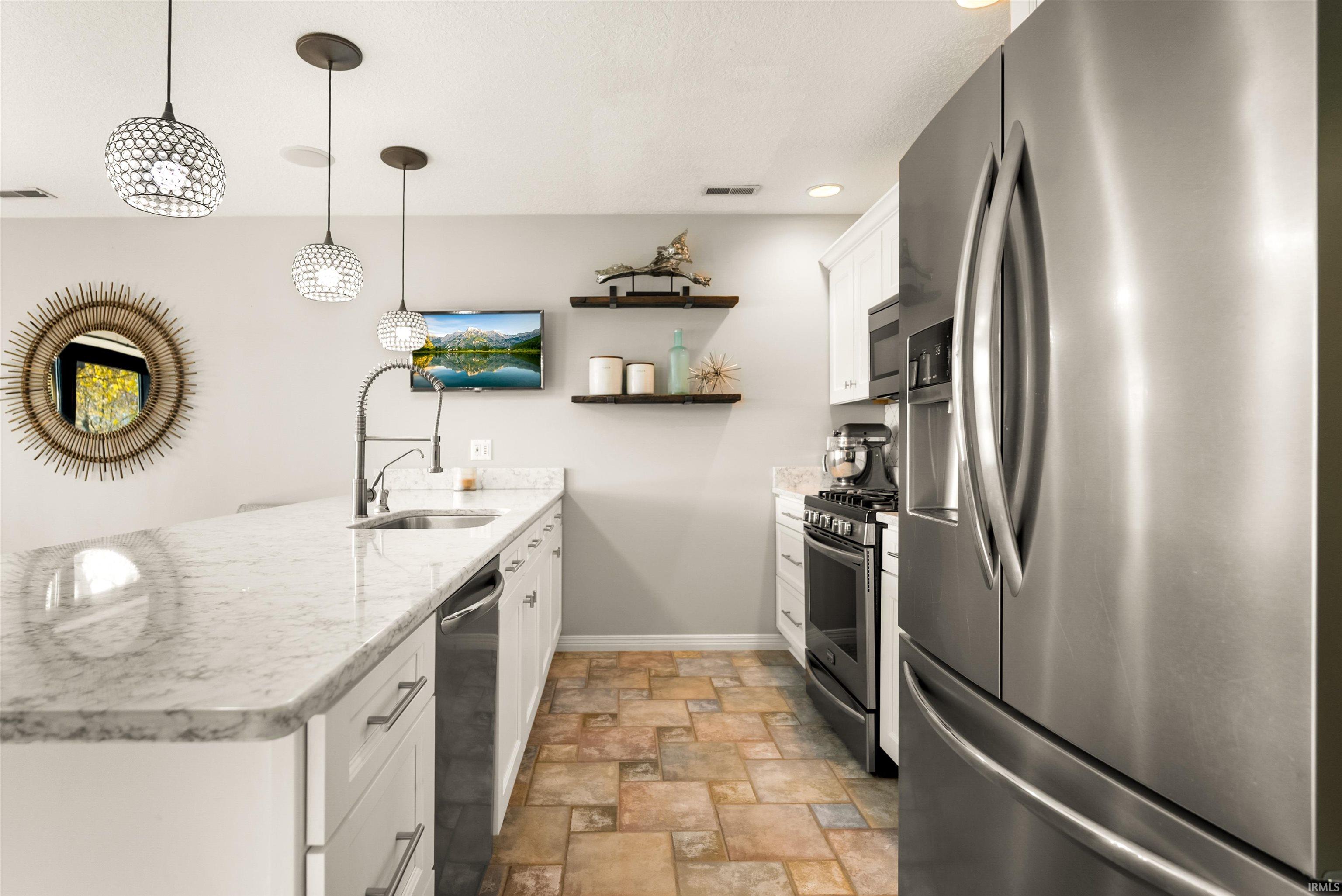 Photo 9 of 2624 E Stalf Road