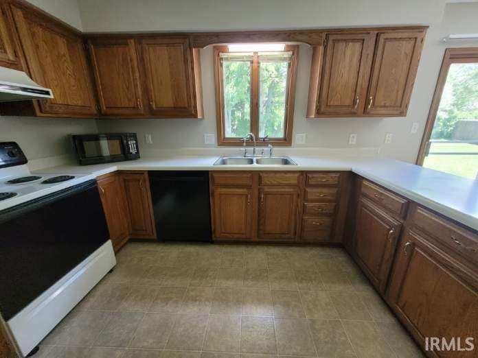 Photo 3 of 8609 Timbermill Place