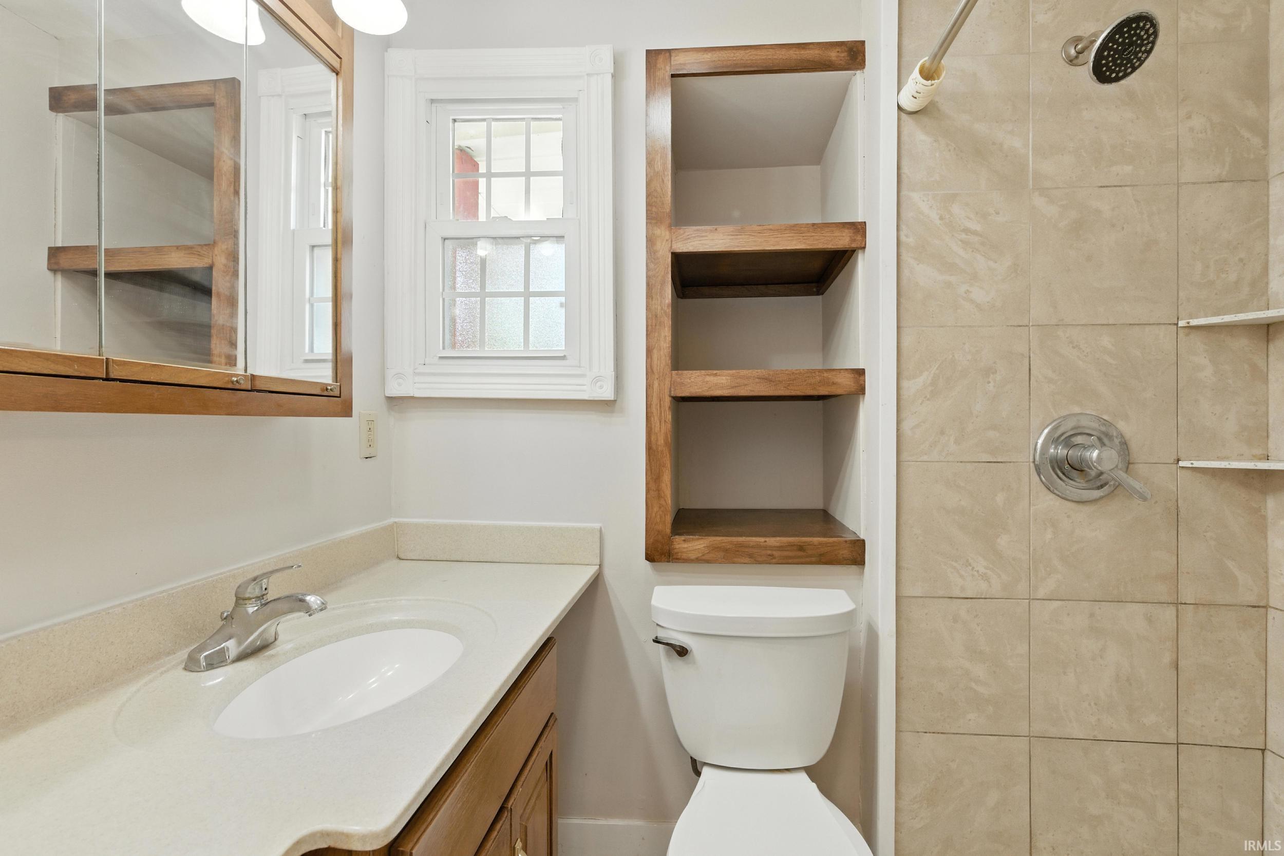 Photo 10 of 714 W Wildwood Avenue