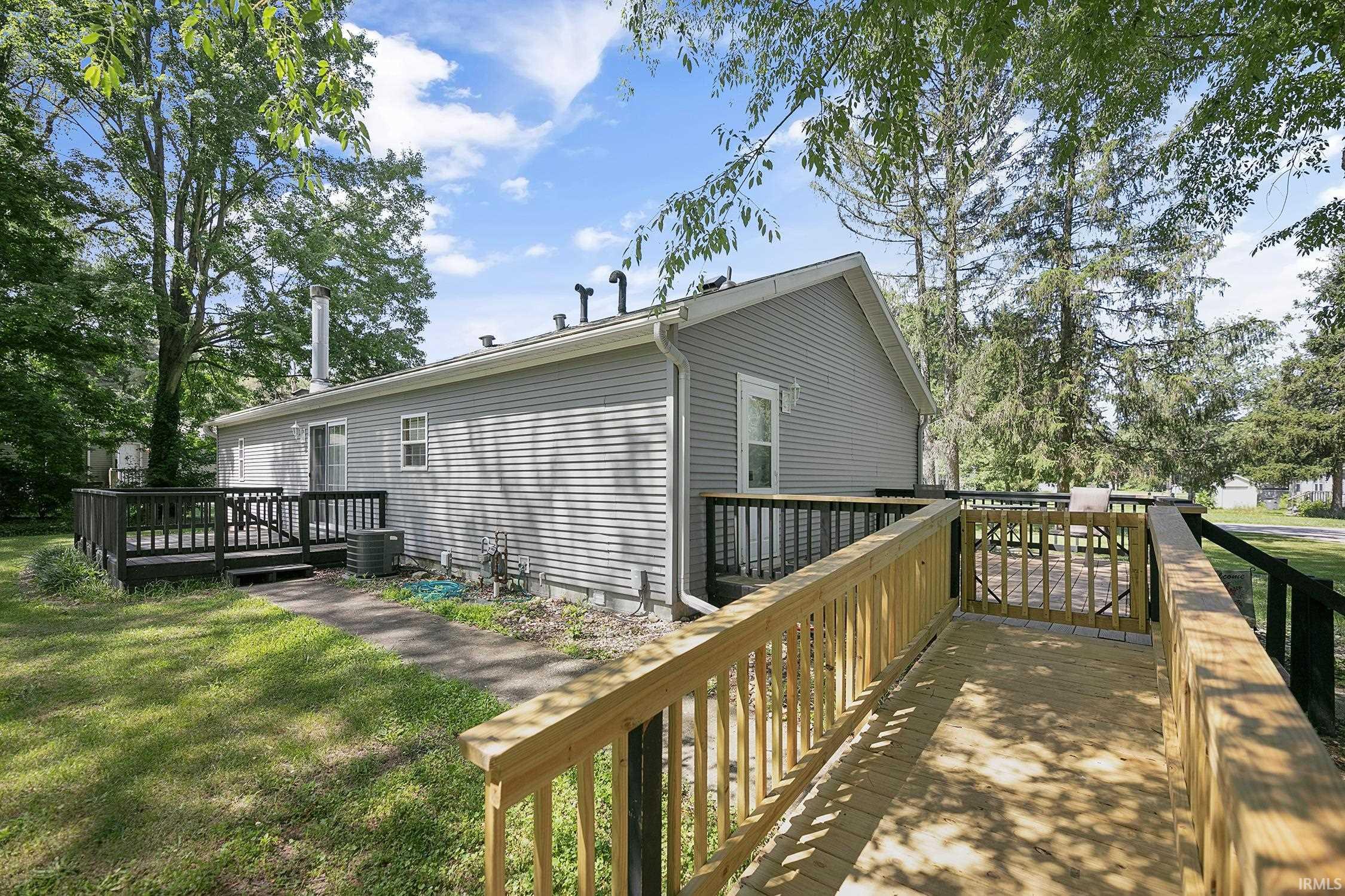 Photo 3 of 53162 Pine Drive