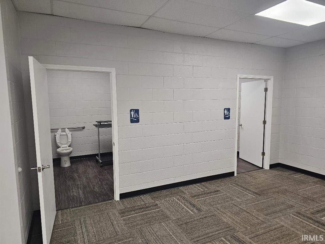 Photo 3 of 109-111 W Hazel Street