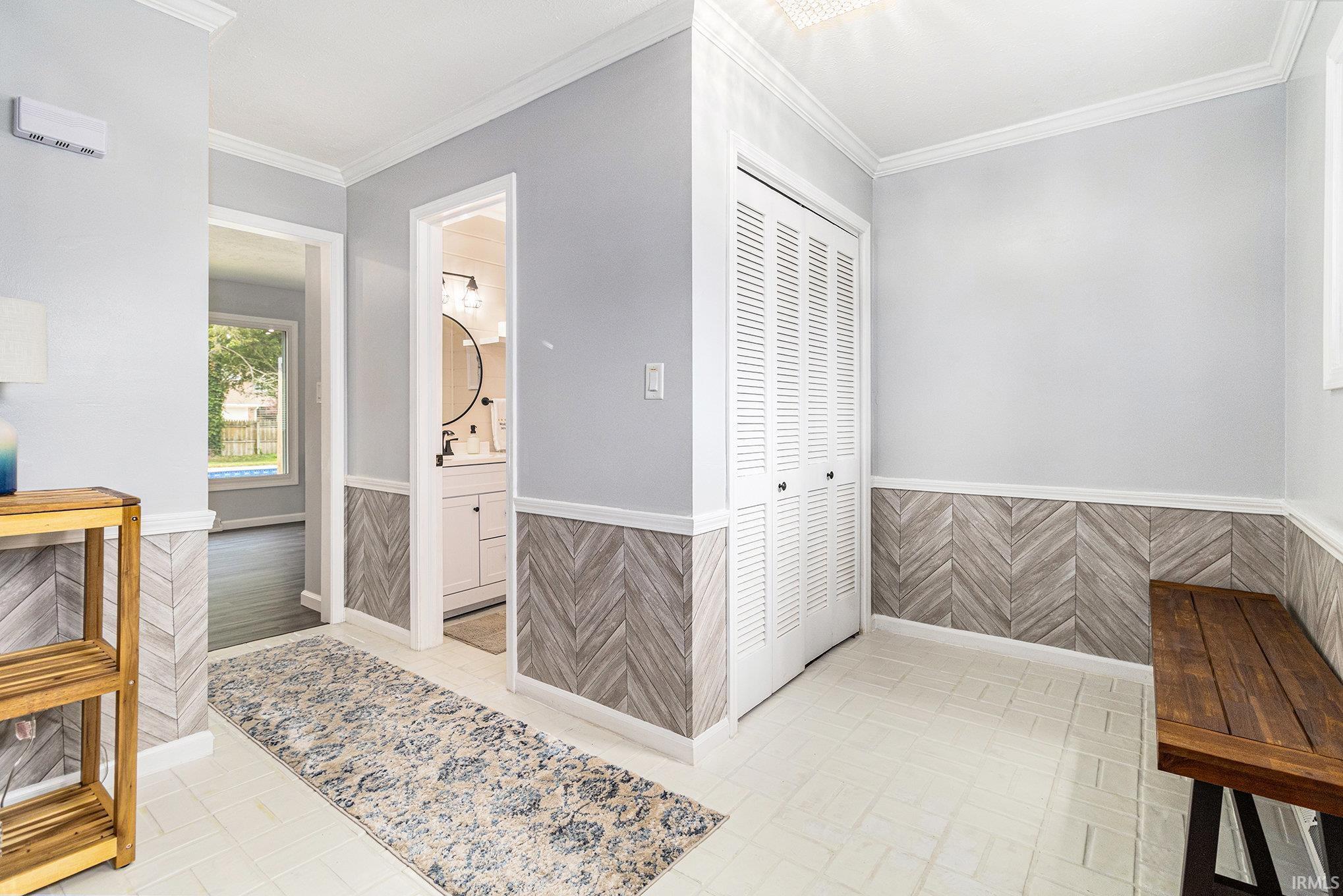 Homes for sale in South Bend, IN | 1225 Fairfax Dr, South Bend, IN 46614 | MLS# 202525046