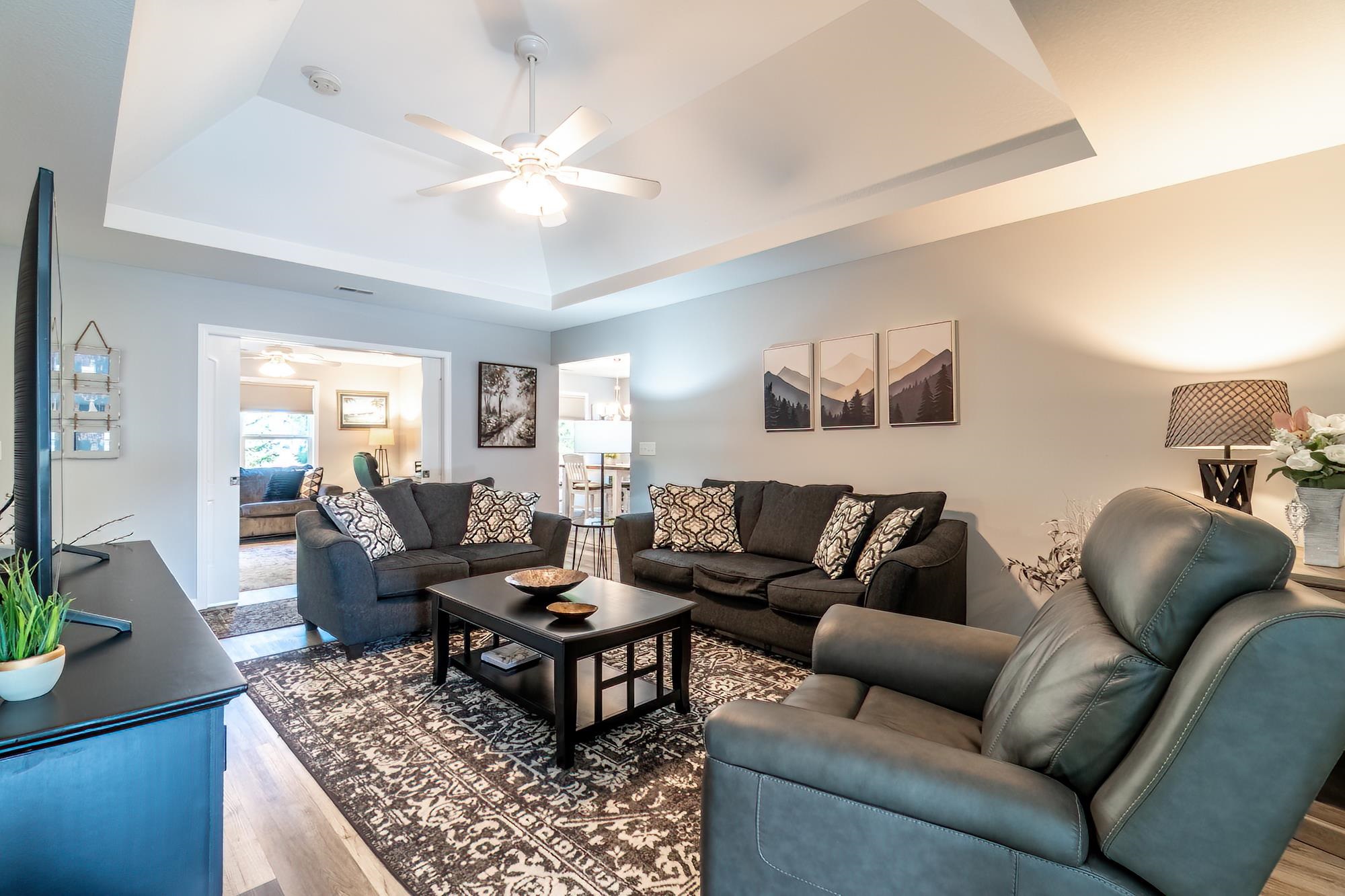 Photo 3 of 1709 Krebs Court