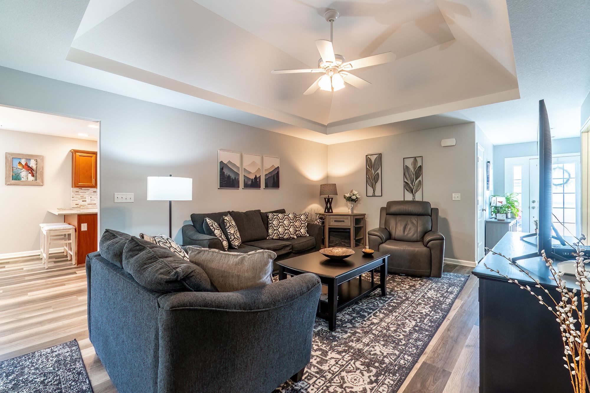 Photo 5 of 1709 Krebs Court