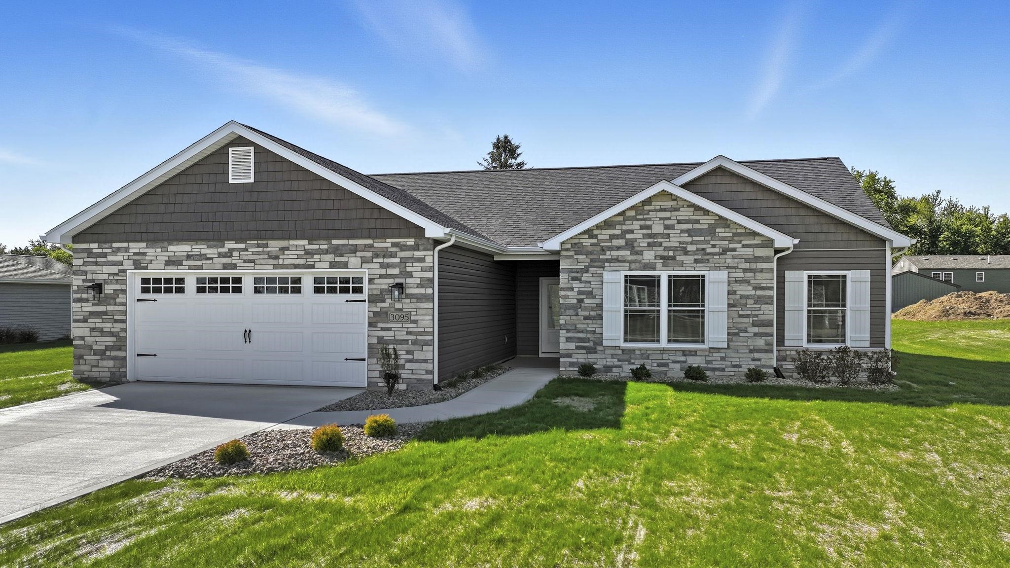 Photo 1 of 3095 N 405 W