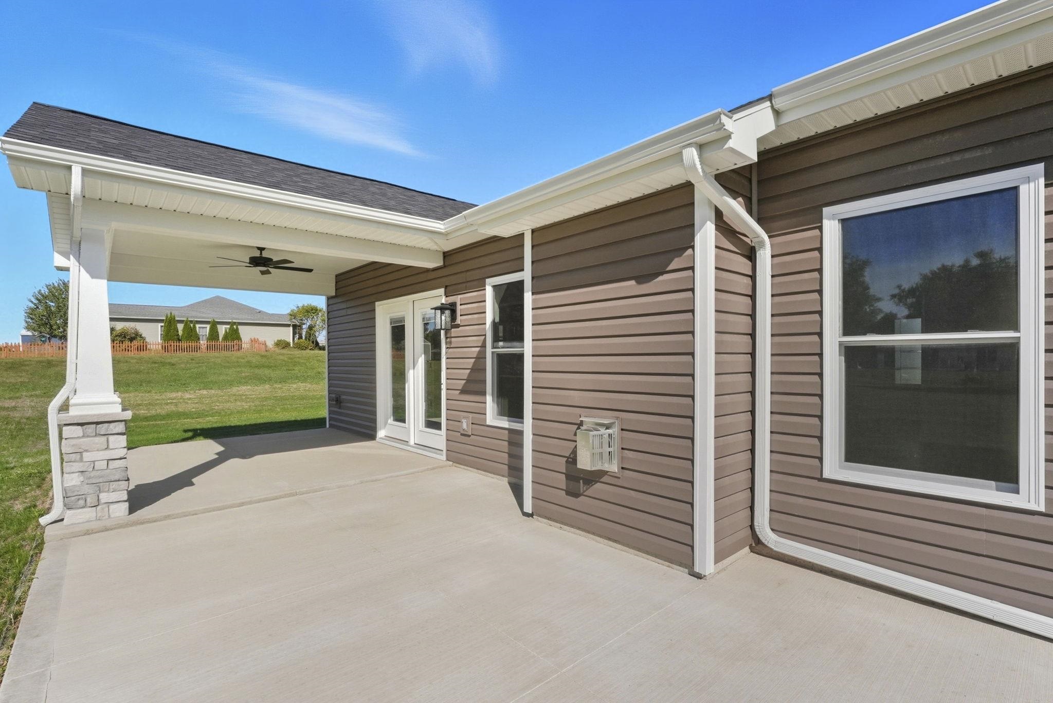 Photo 31 of 3095 N 405 W