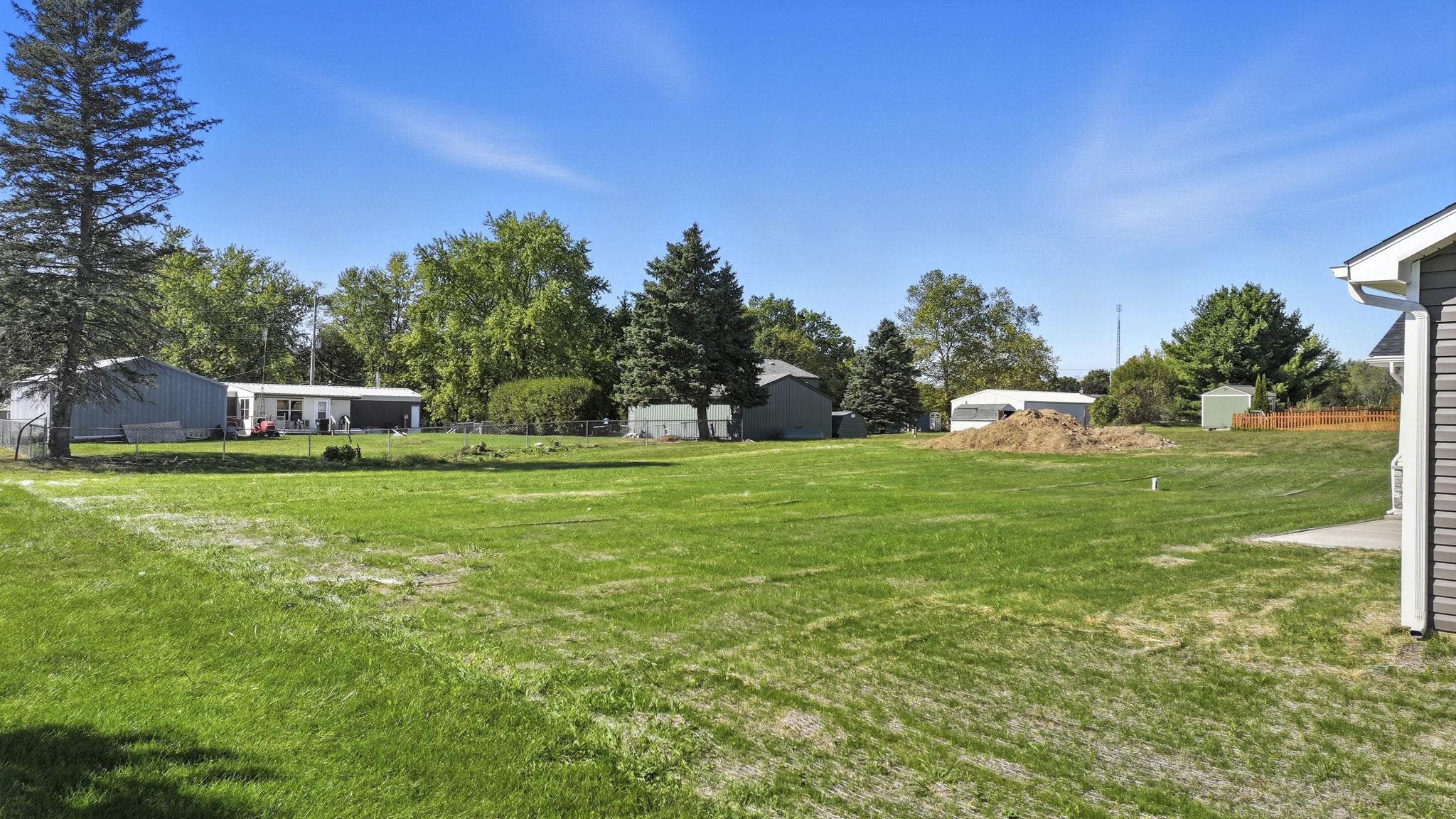 Photo 33 of 3095 N 405 W