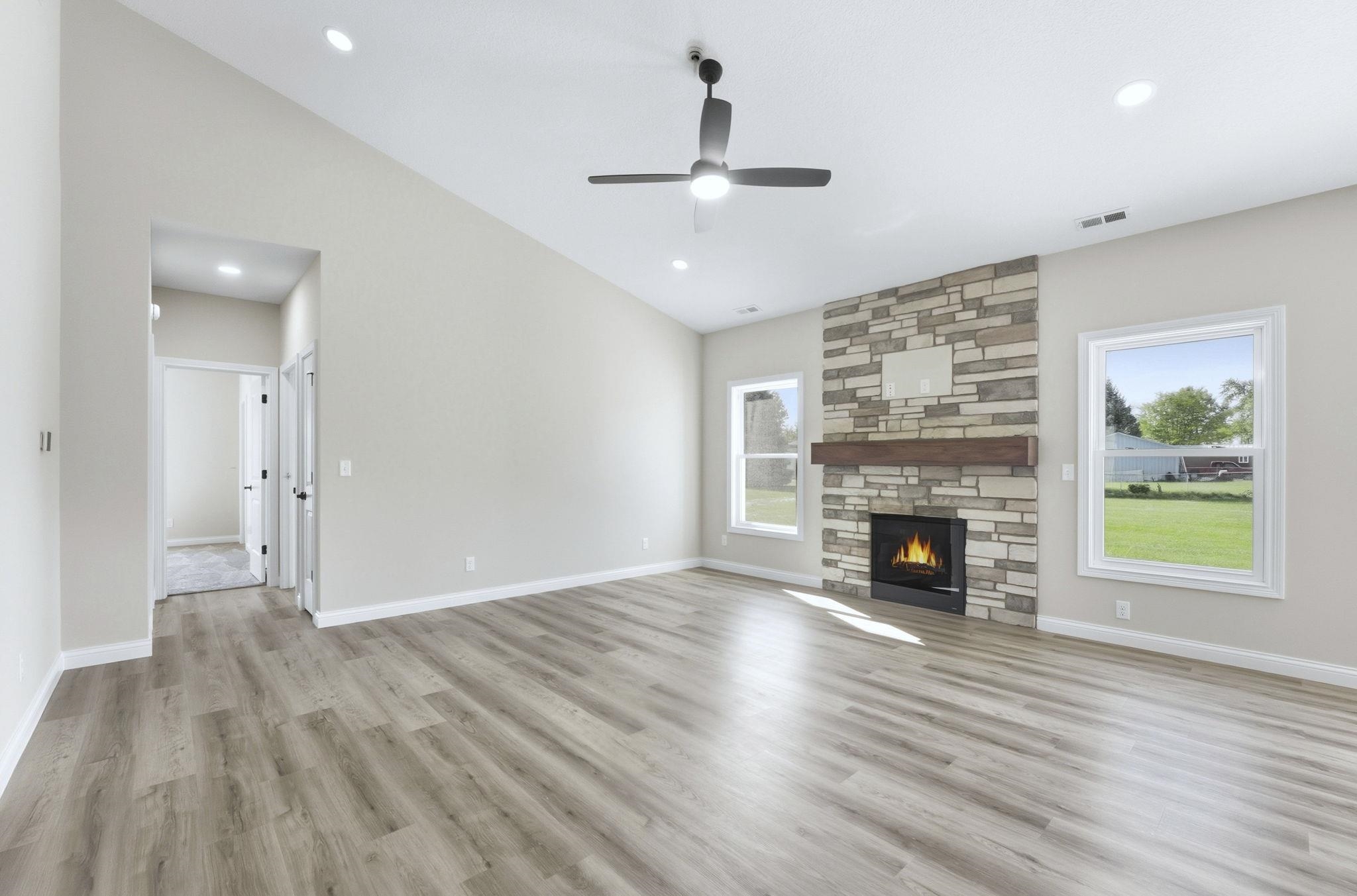 Photo 7 of 3095 N 405 W