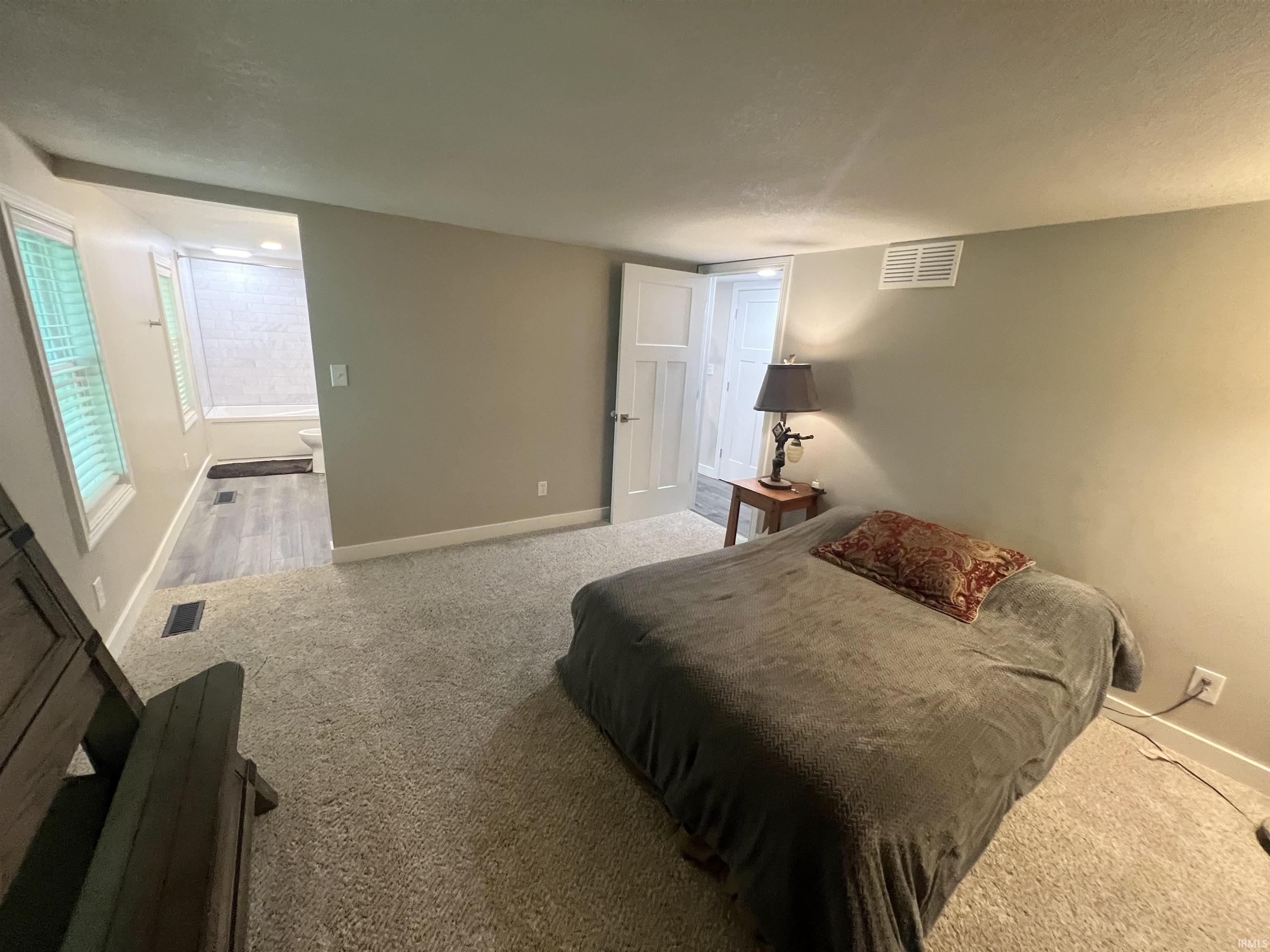 Photo 9 of 2255 Engle Street