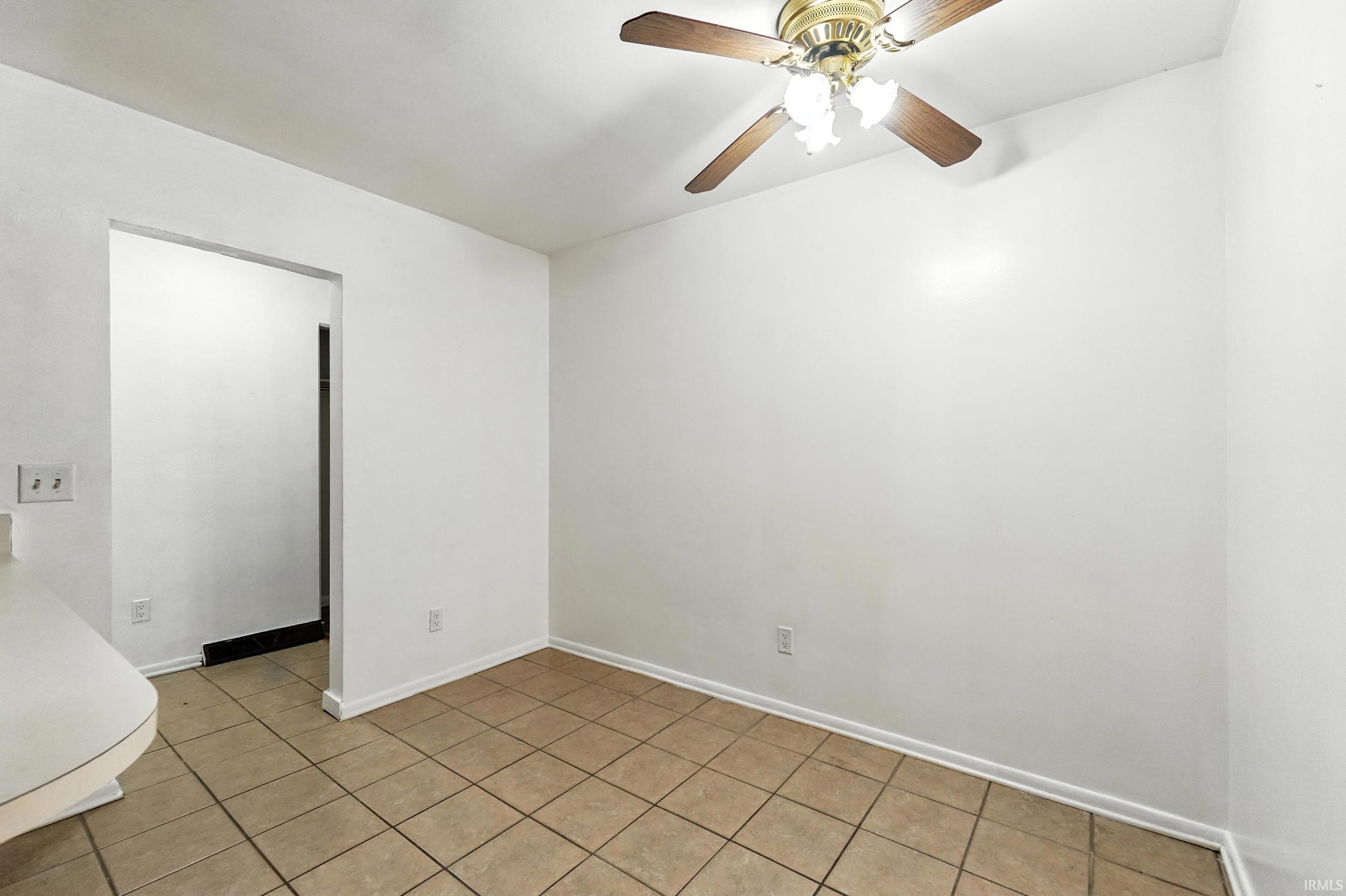 Photo 11 of 3016 Glenwood Avenue