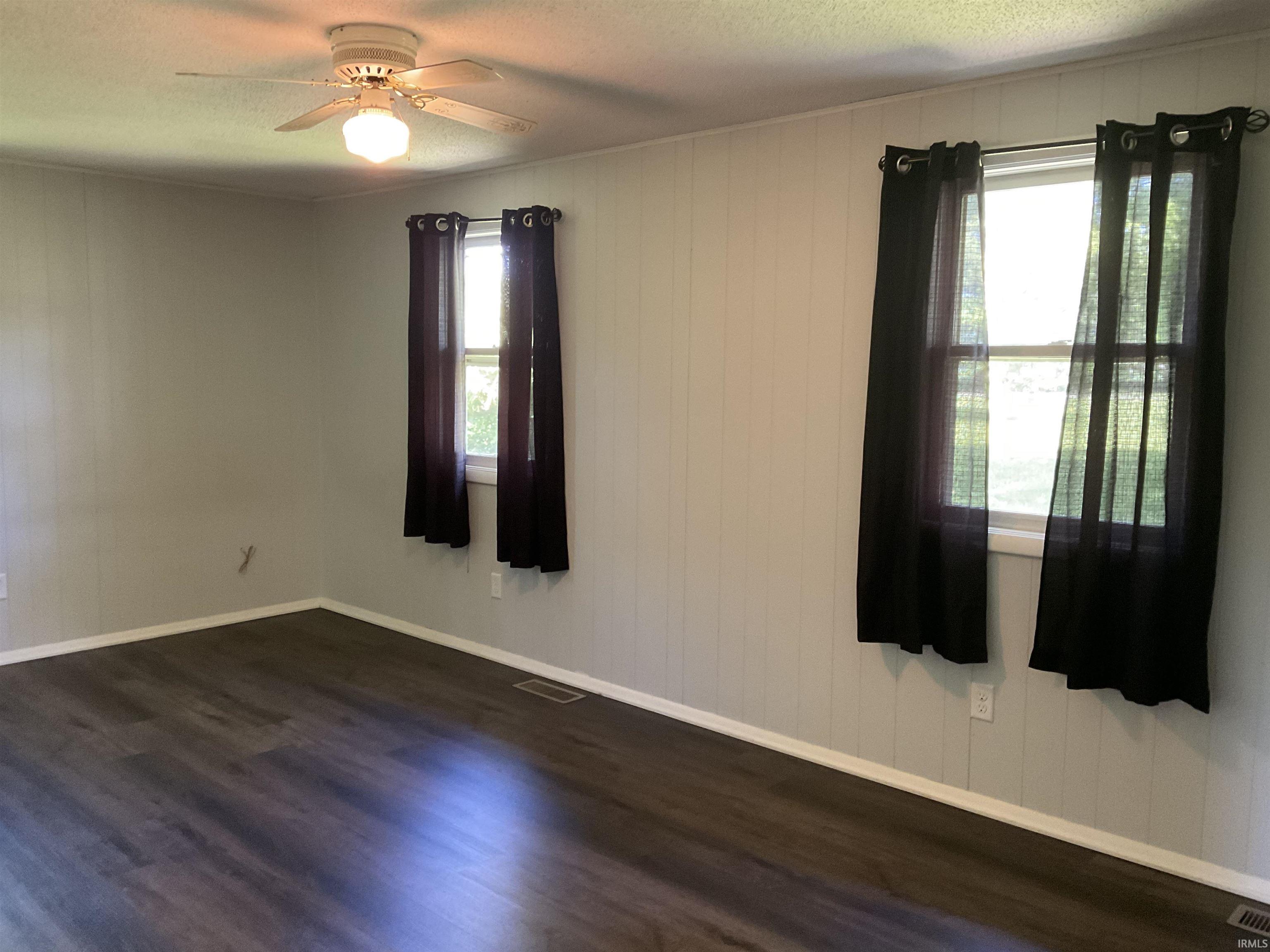 Photo 4 of 13928 Parent Road