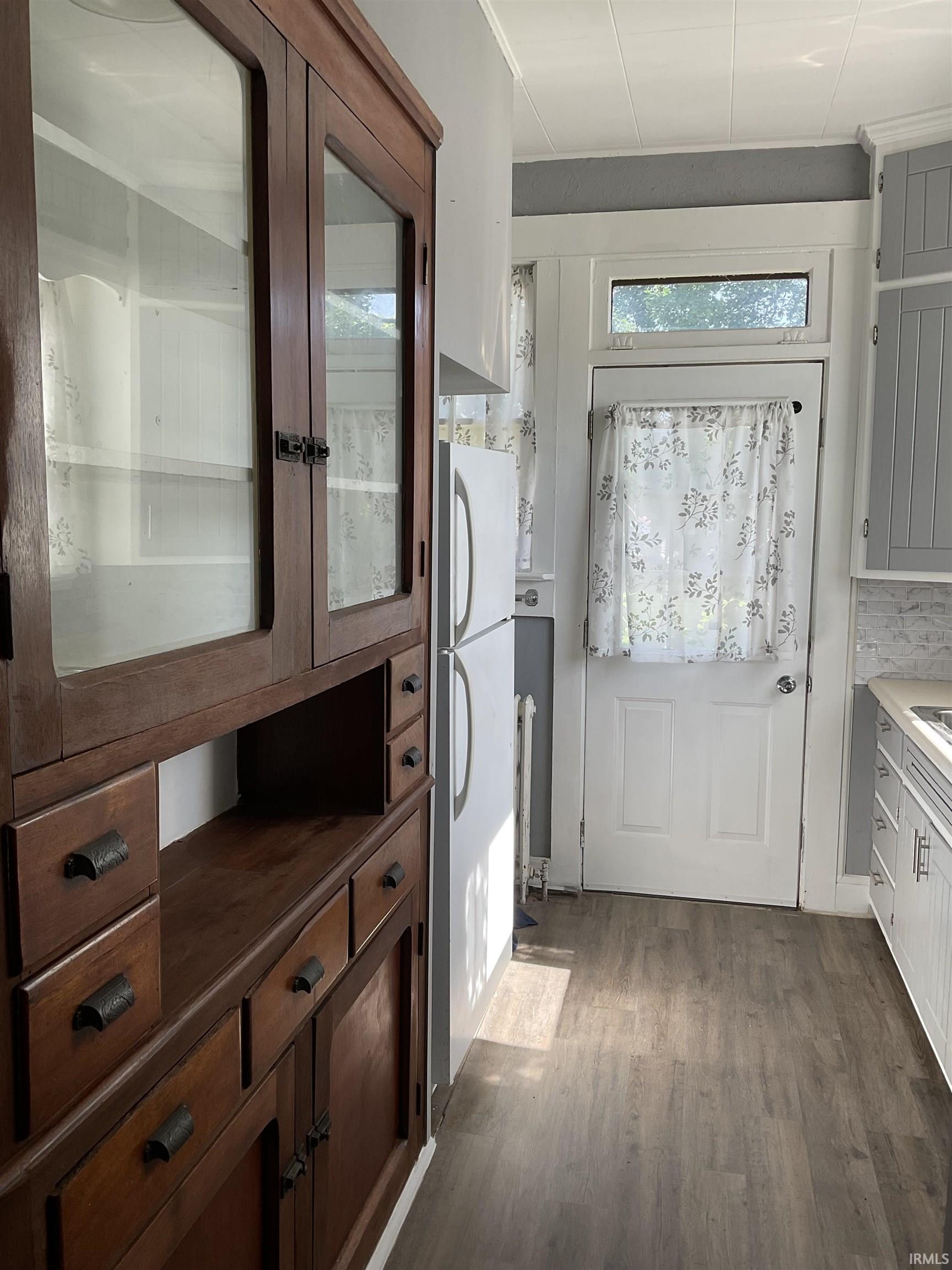 Photo 4 of 1135 Summit Street