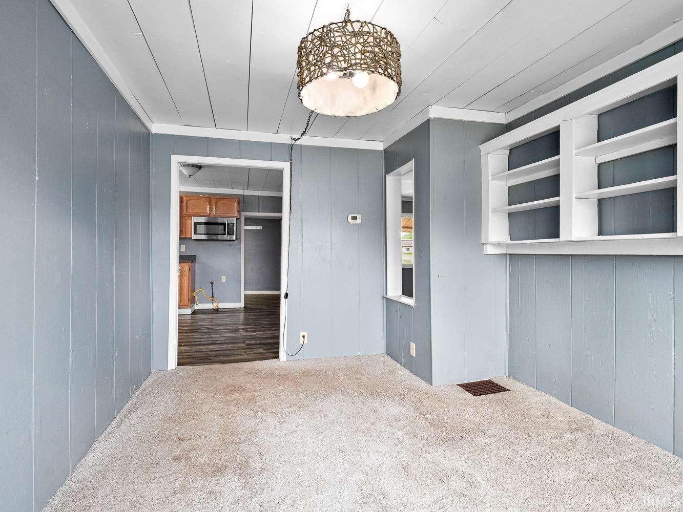 Photo 10 of 235 W Railroad Street