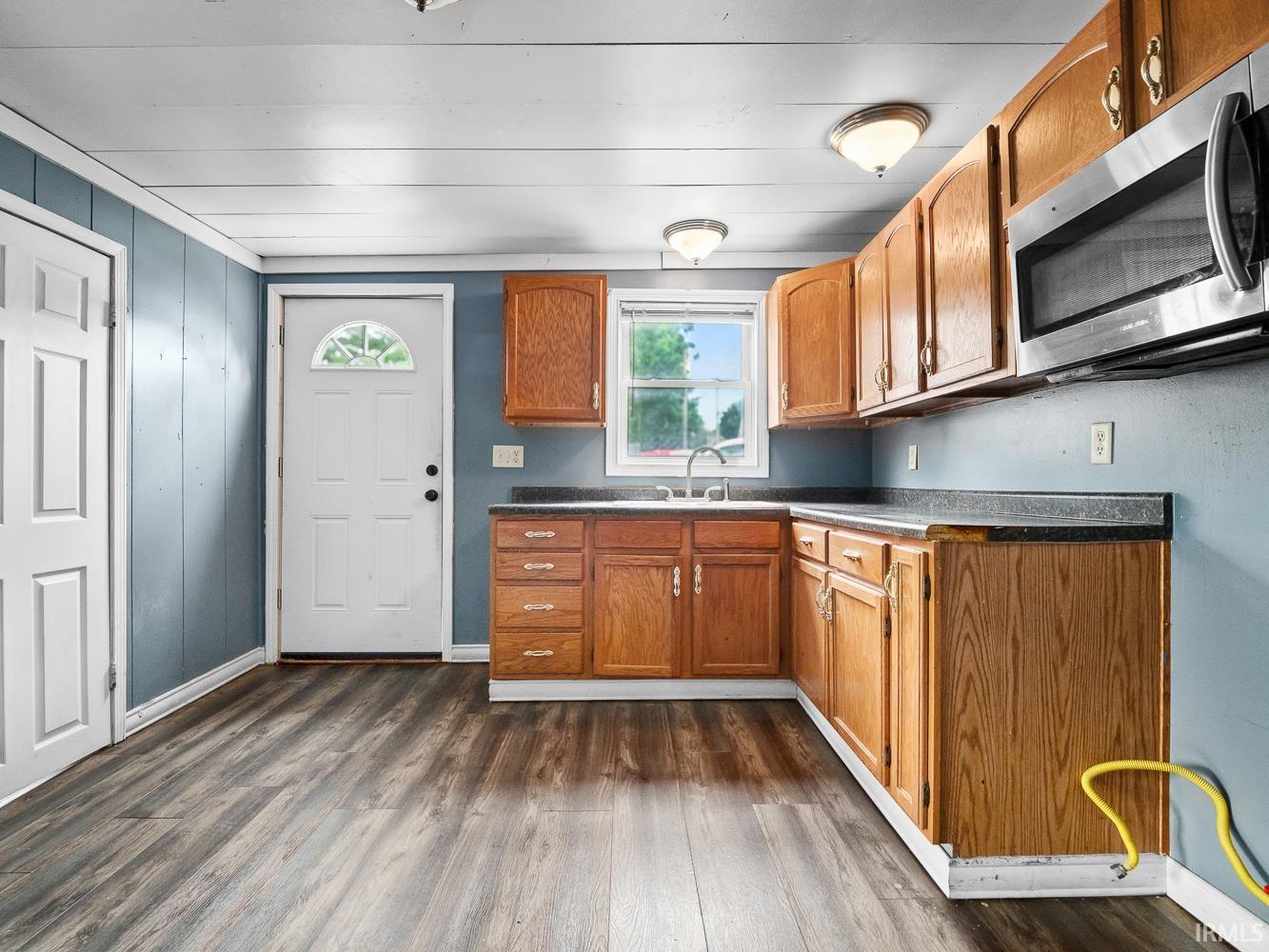 Photo 13 of 235 W Railroad Street