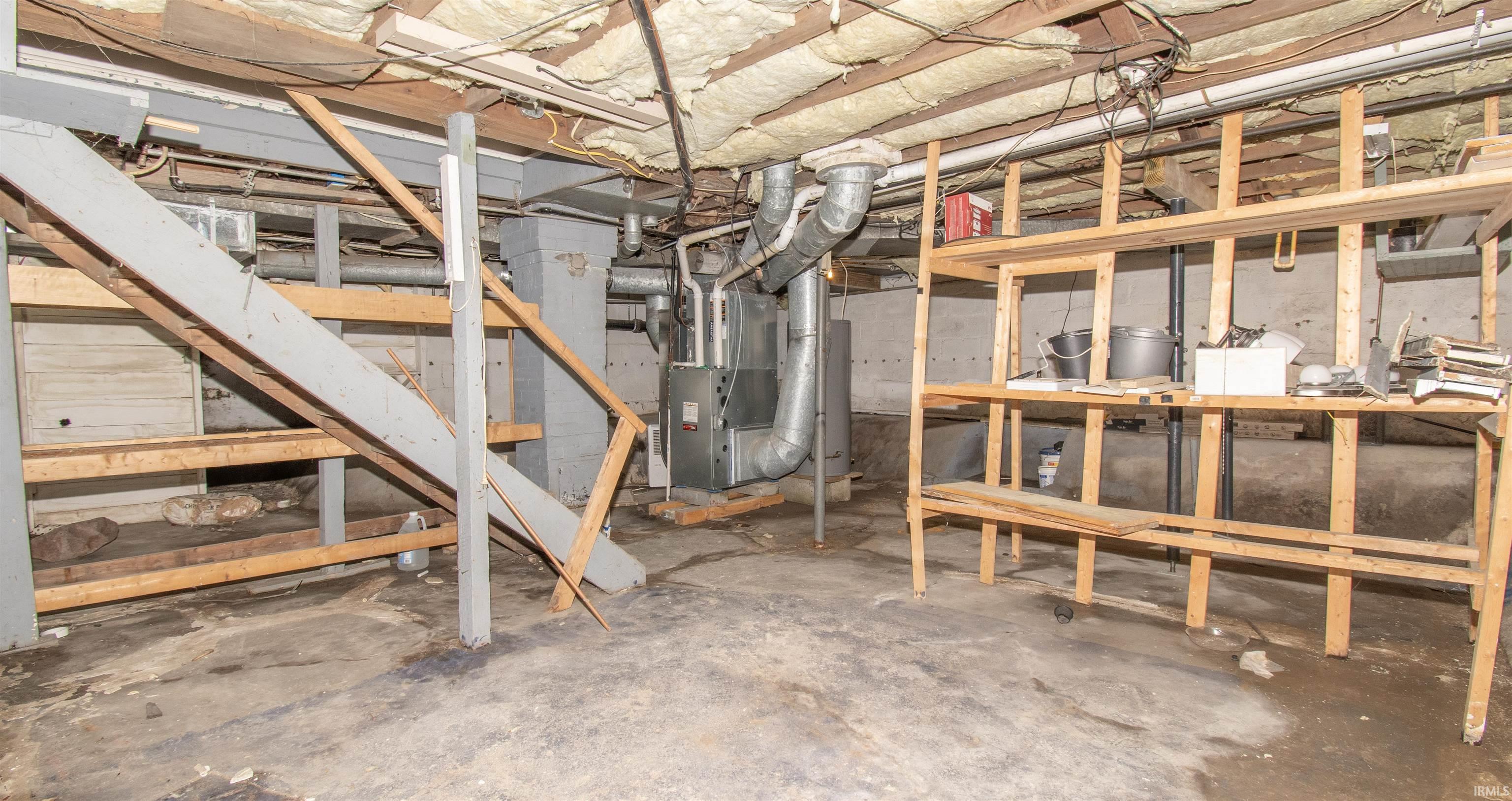 Photo 34 of 622 N Riley Street