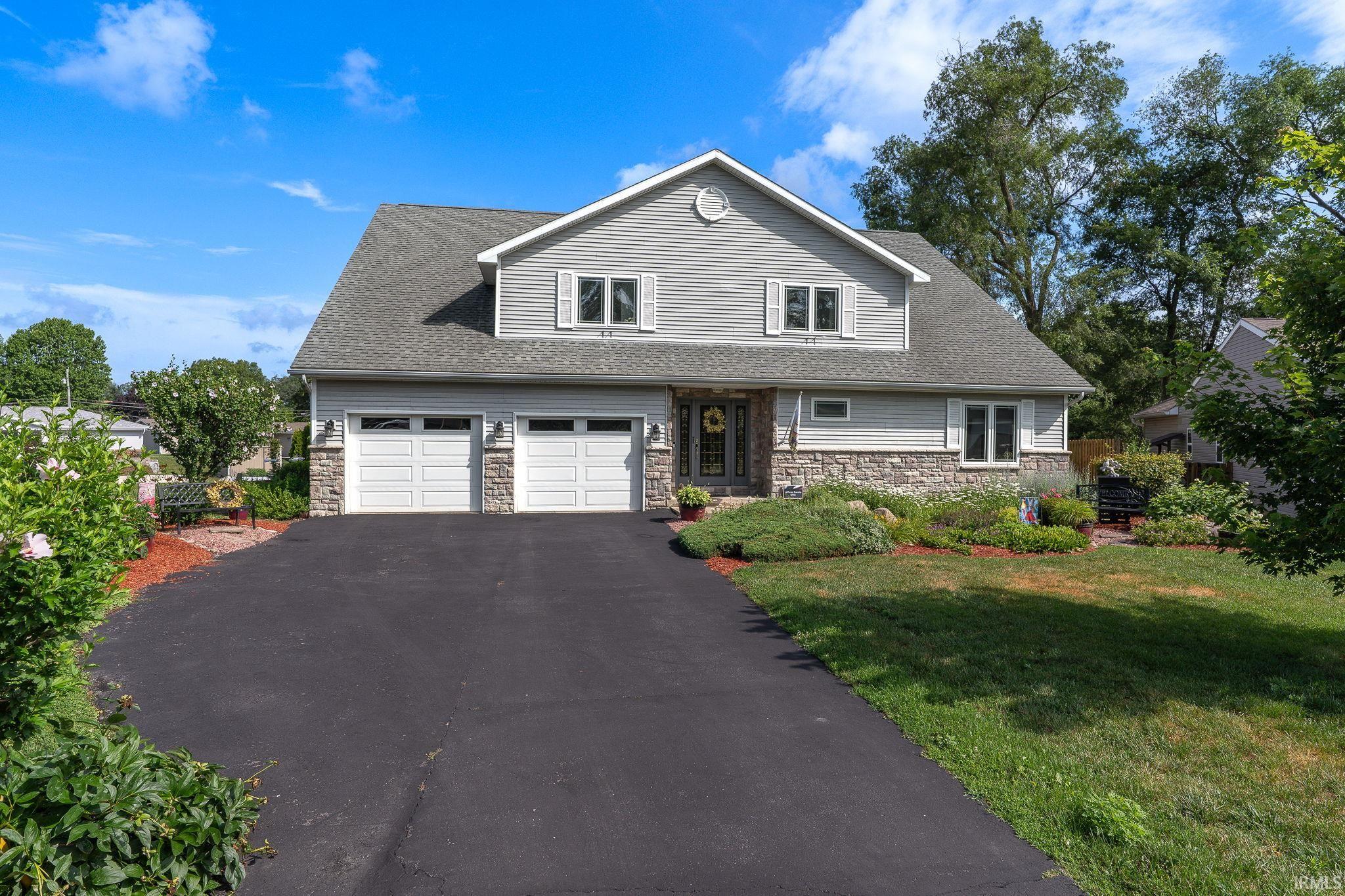 Homes for sale in Monticello, IN | 11068 N Quiet Water Cir, Monticello, IN 47960 | MLS# 202525333