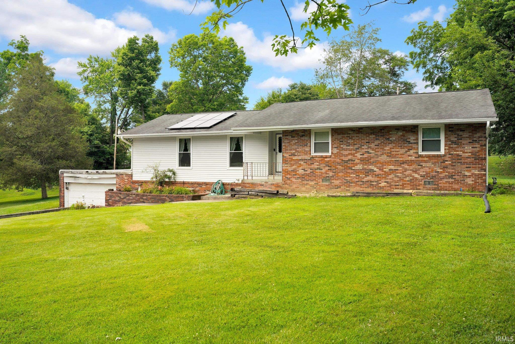 Homes for sale in Bedford, IN | 2403 G St, Bedford, IN 47421 | MLS# 202525360