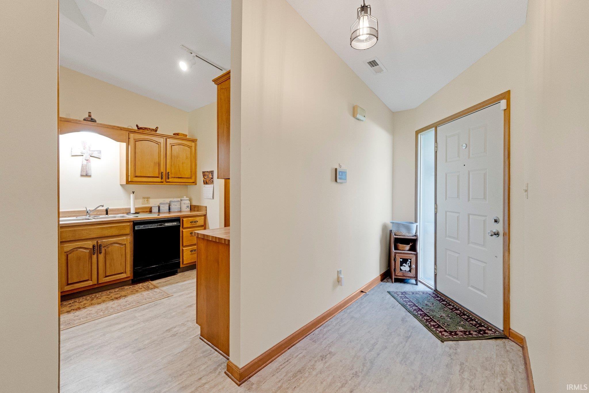 Photo 2 of 8304 Lamplighter Court