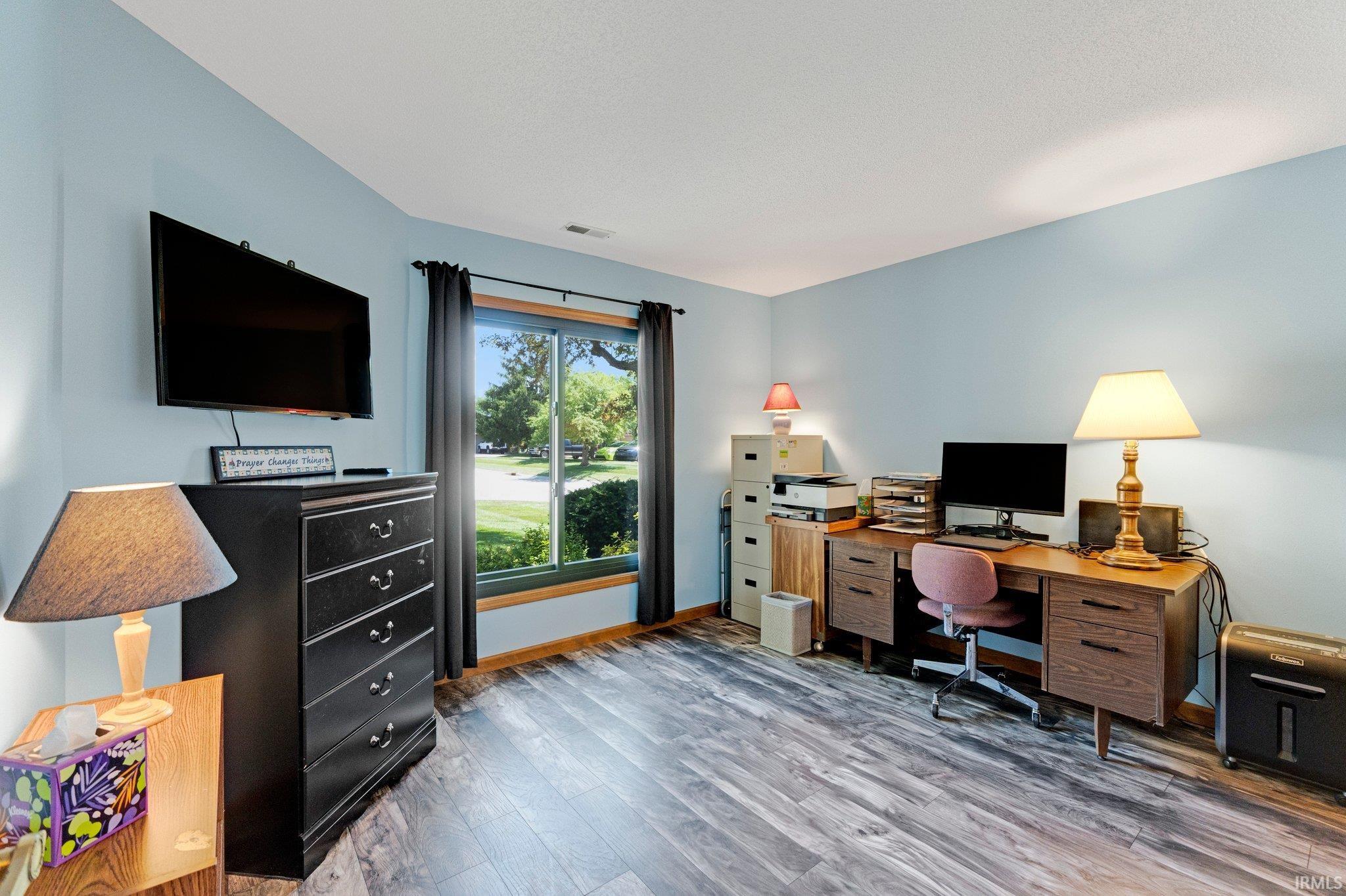 Photo 4 of 8304 Lamplighter Court