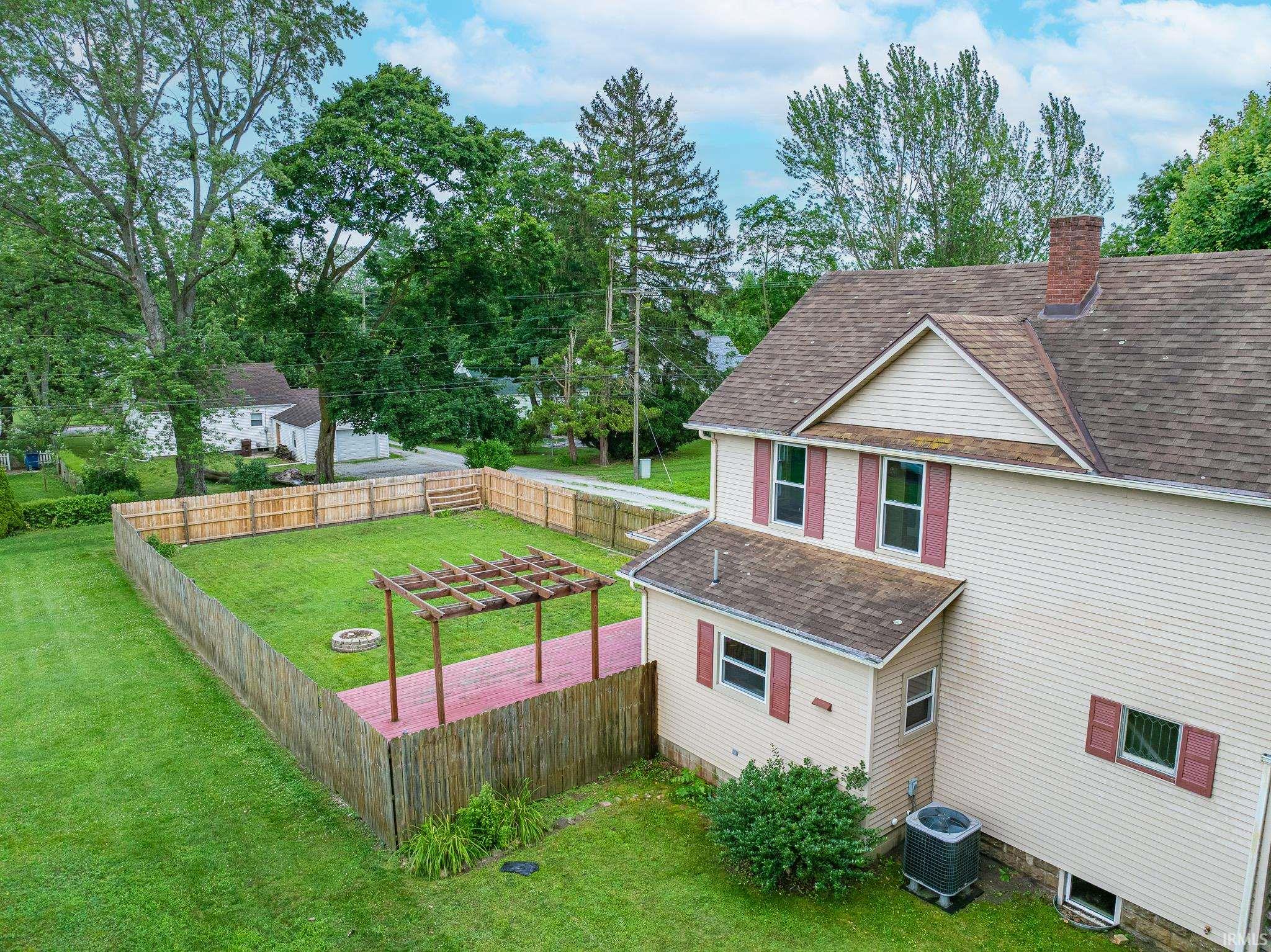 Photo 2 of 709 N Wayne Street