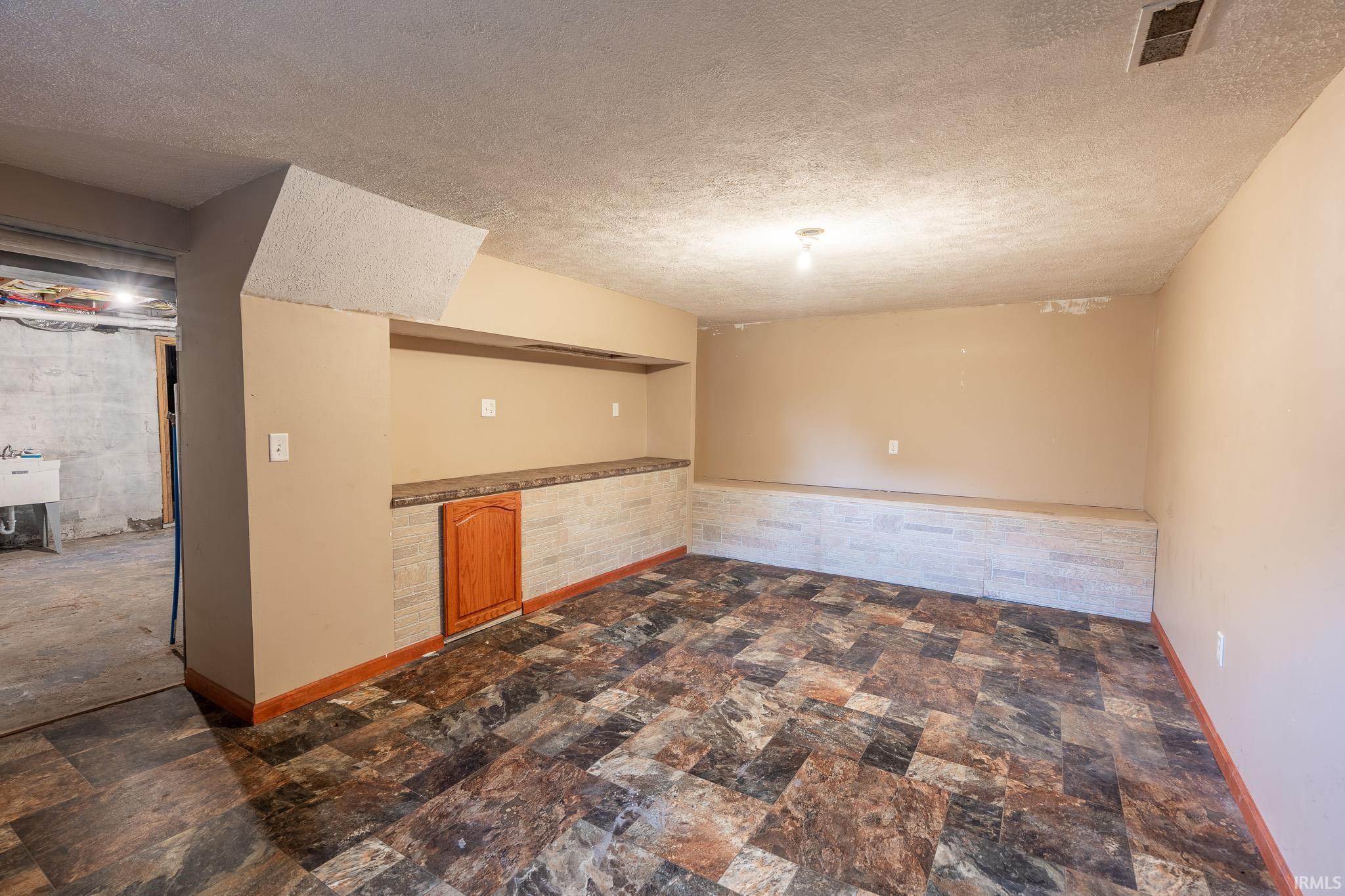 Photo 30 of 709 N Wayne Street