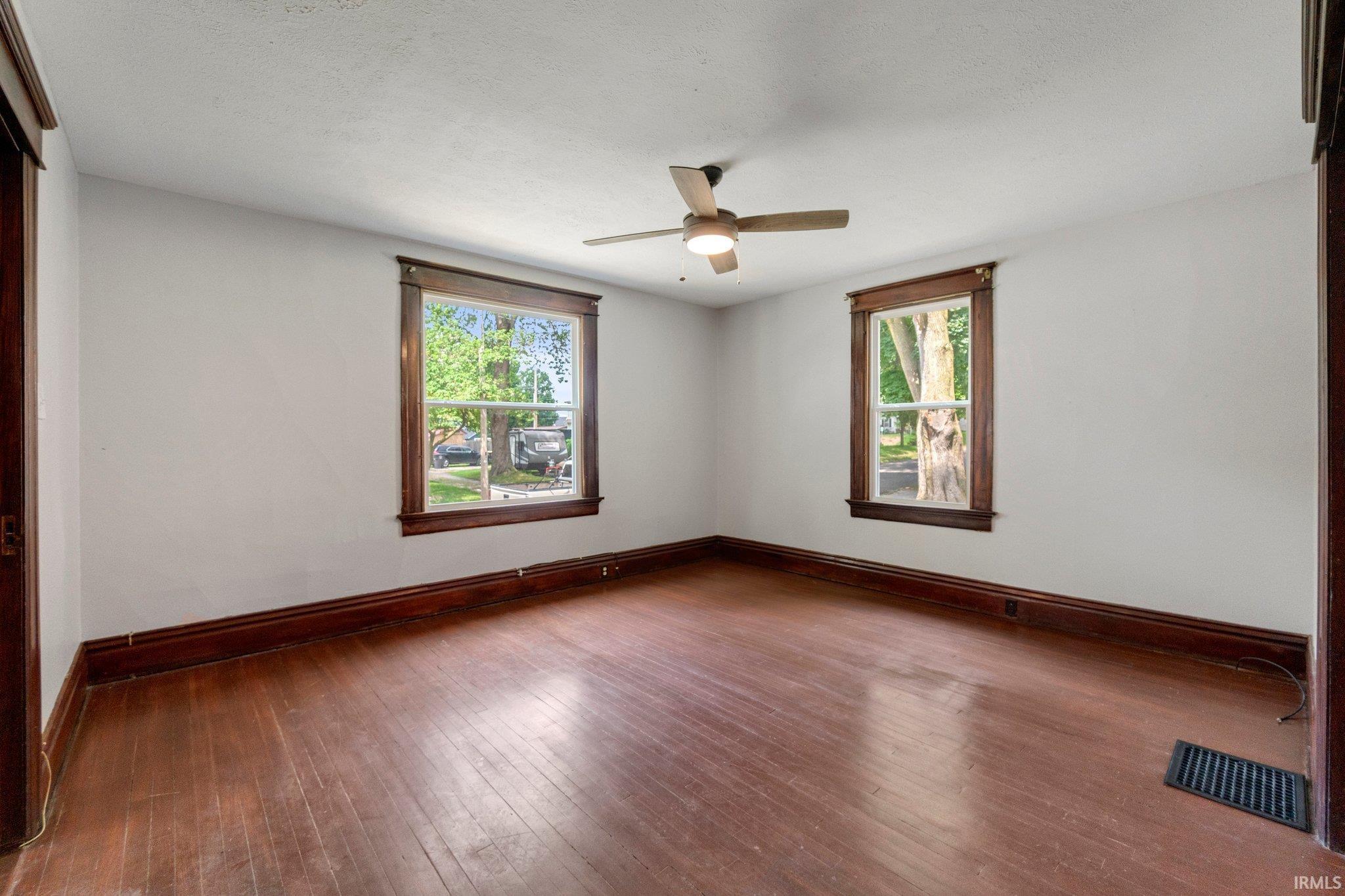 Photo 18 of 1814 Bayer Avenue
