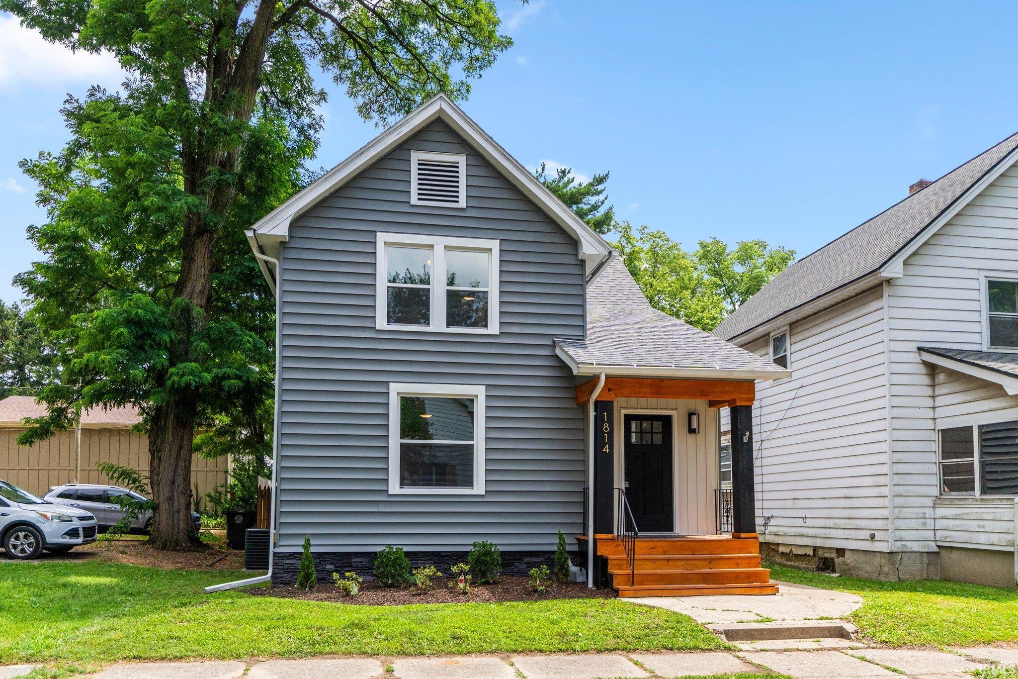 Photo 3 of 1814 Bayer Avenue