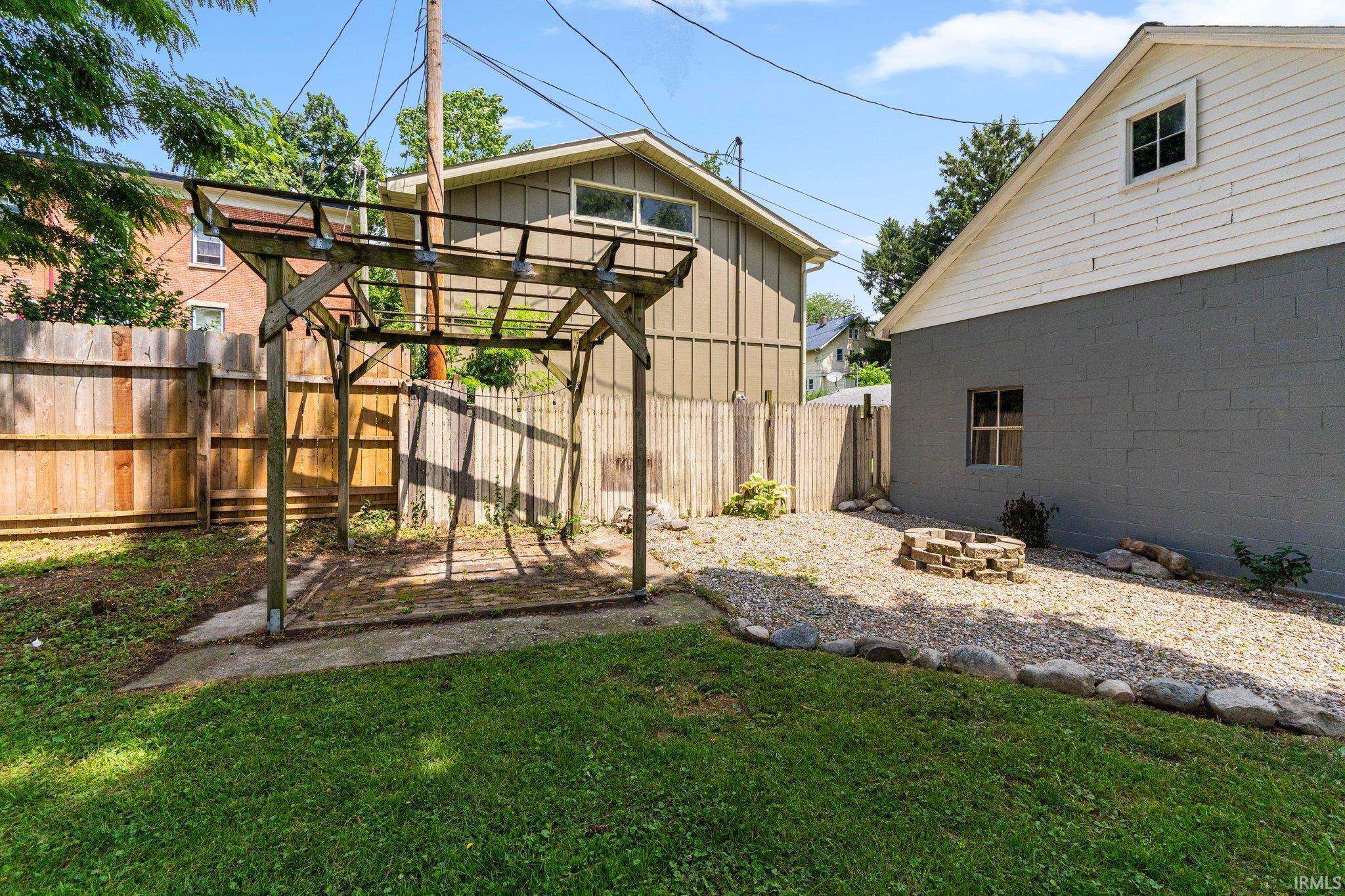 Photo 32 of 1814 Bayer Avenue