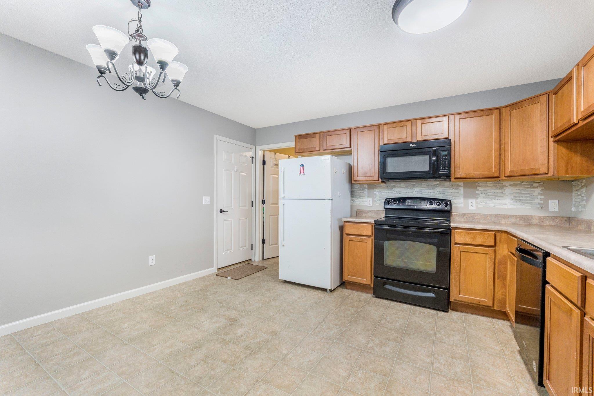 Photo 5 of 12216 Jacobas Place