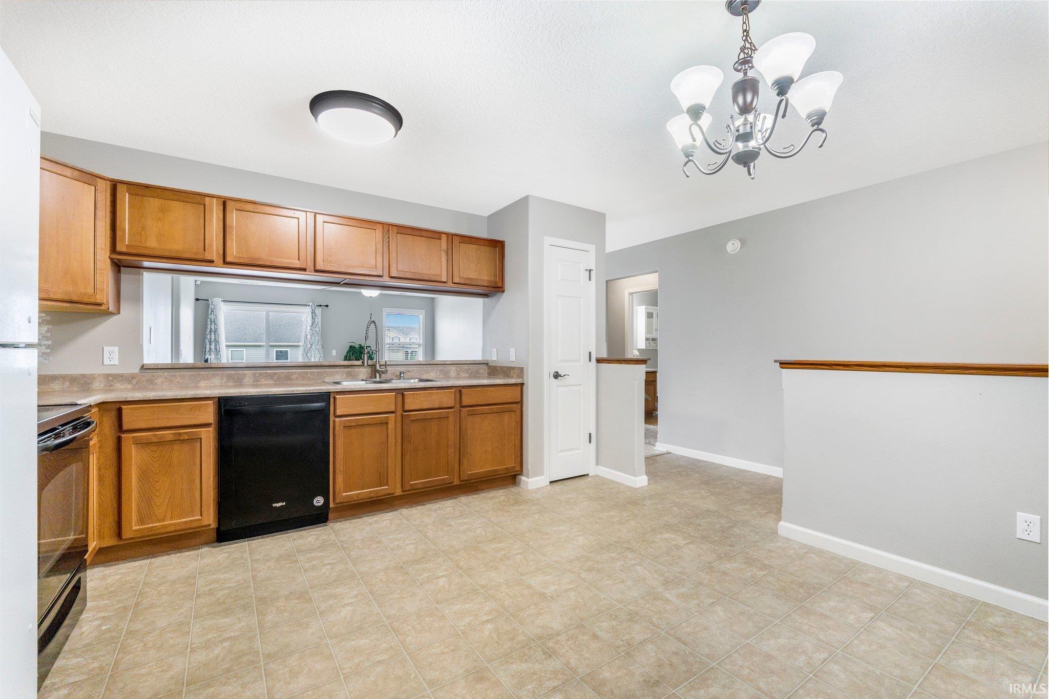 Photo 7 of 12216 Jacobas Place
