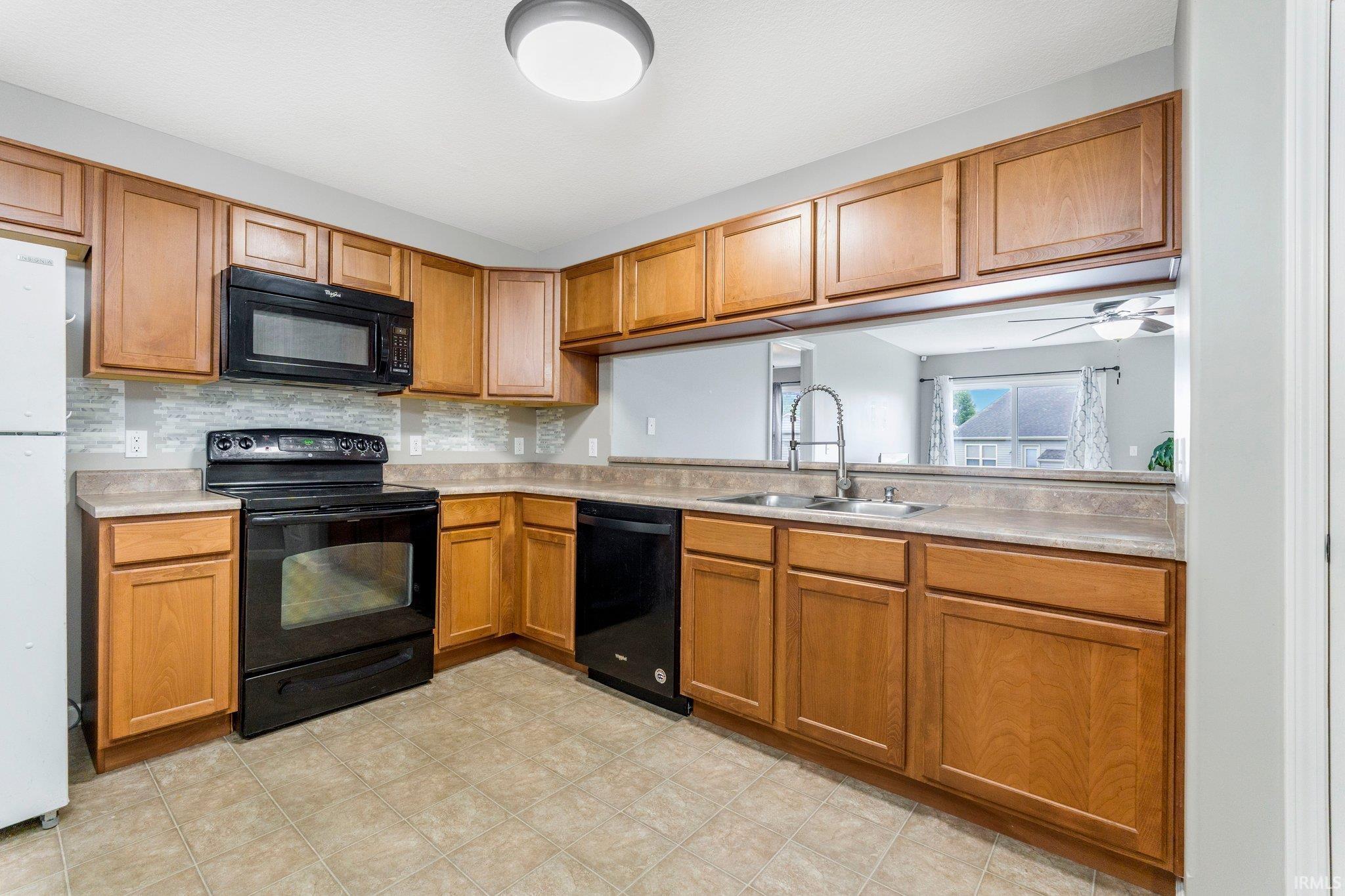 Photo 8 of 12216 Jacobas Place