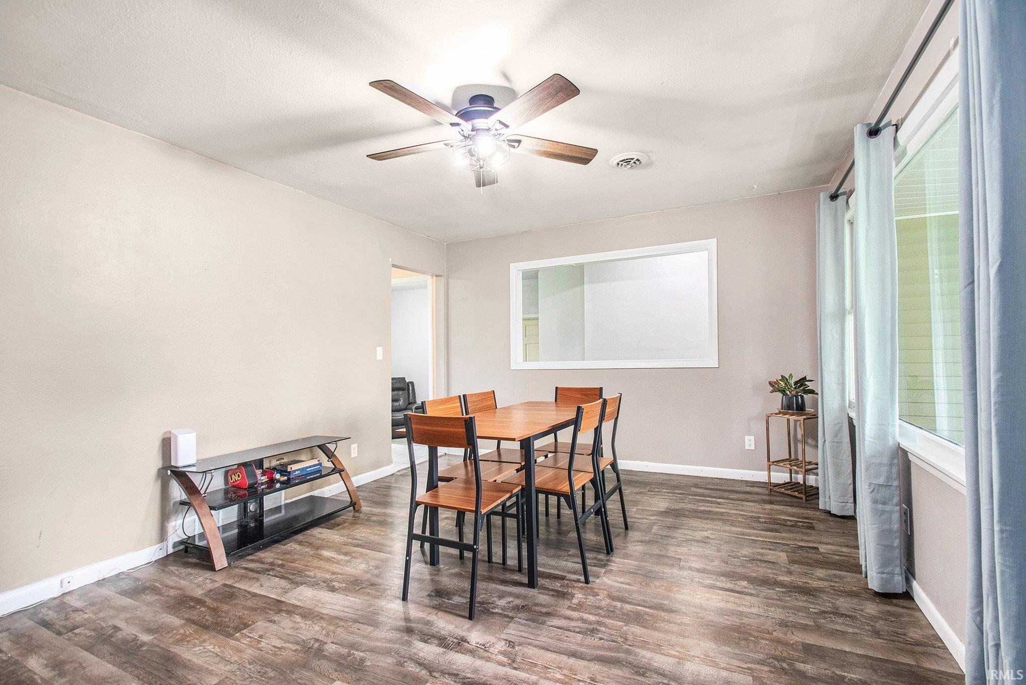 Photo 5 of 18055 Thomas Lane