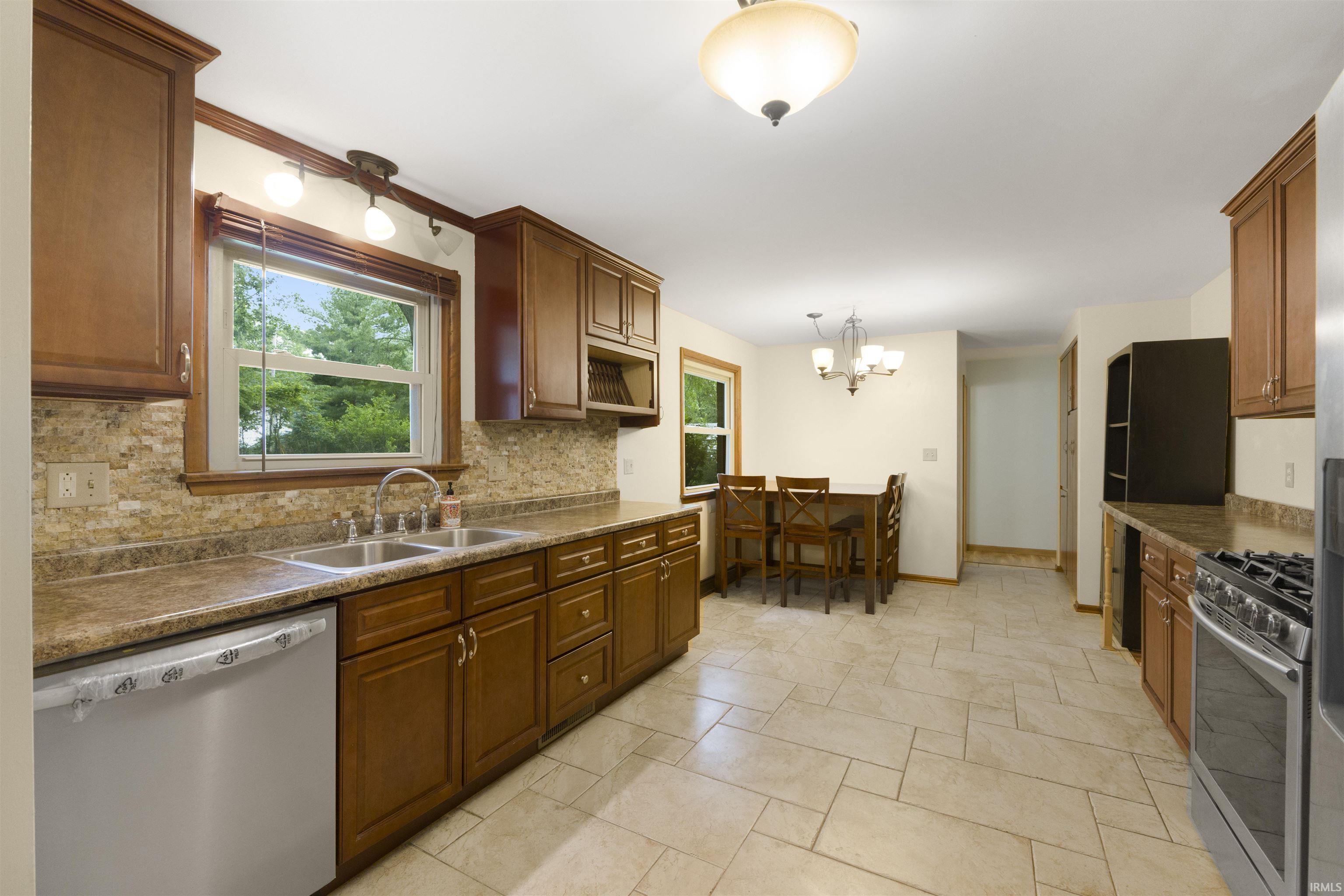 Photo 9 of 3617 Kirkfield Drive
