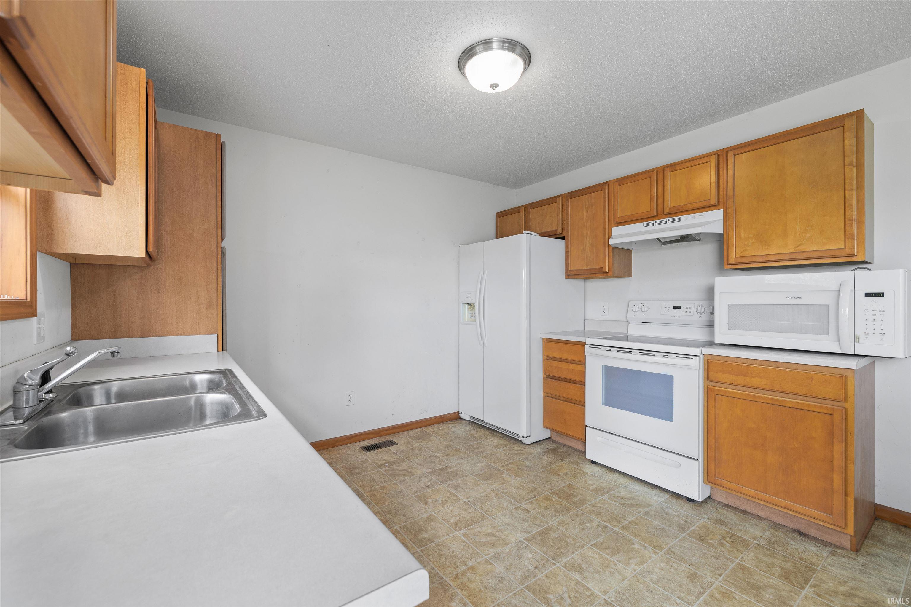 Photo 8 of 1736 Noble Kinsmen Place