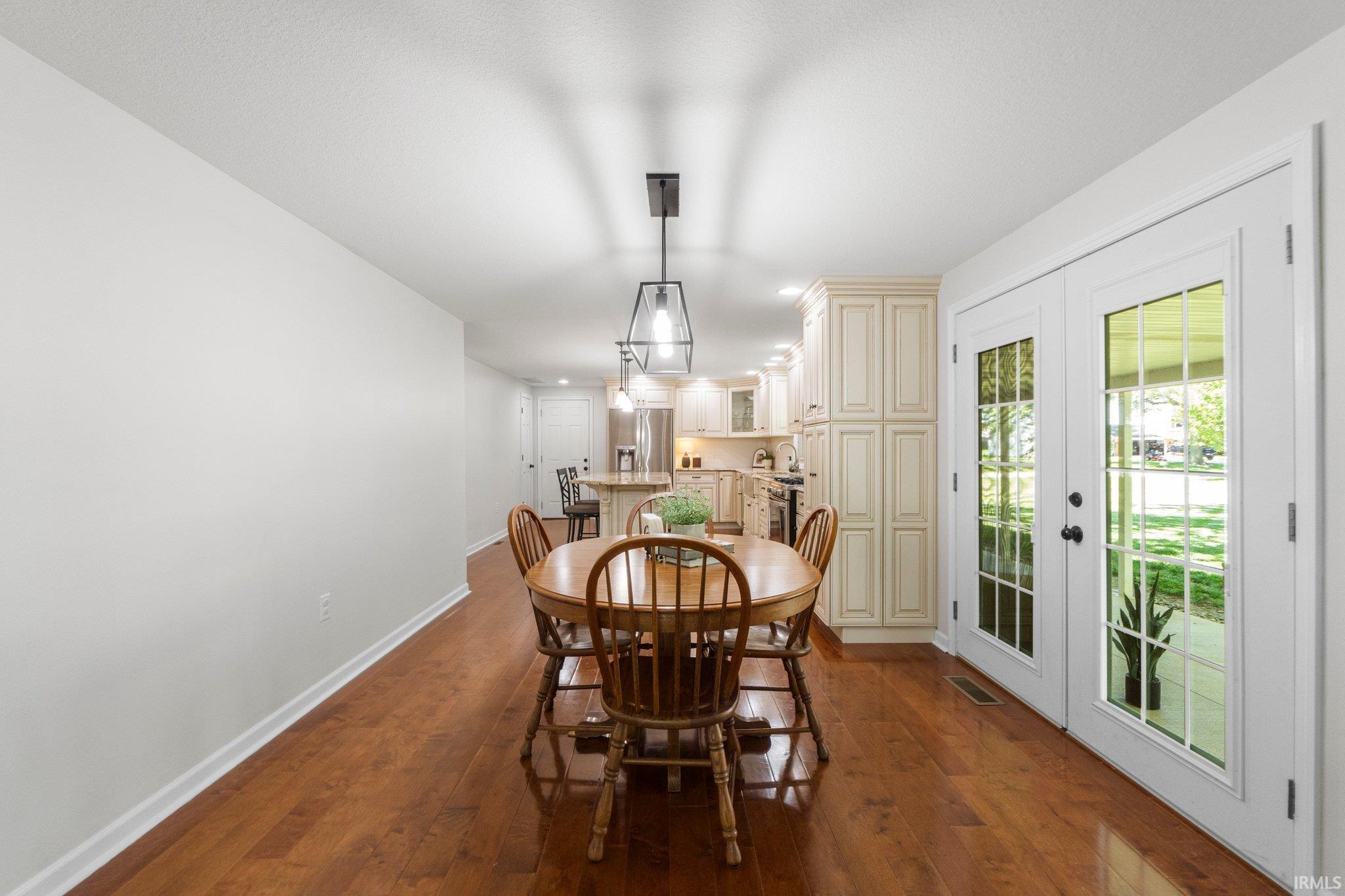 Photo 11 of 1704 S Sutton Circle Drive