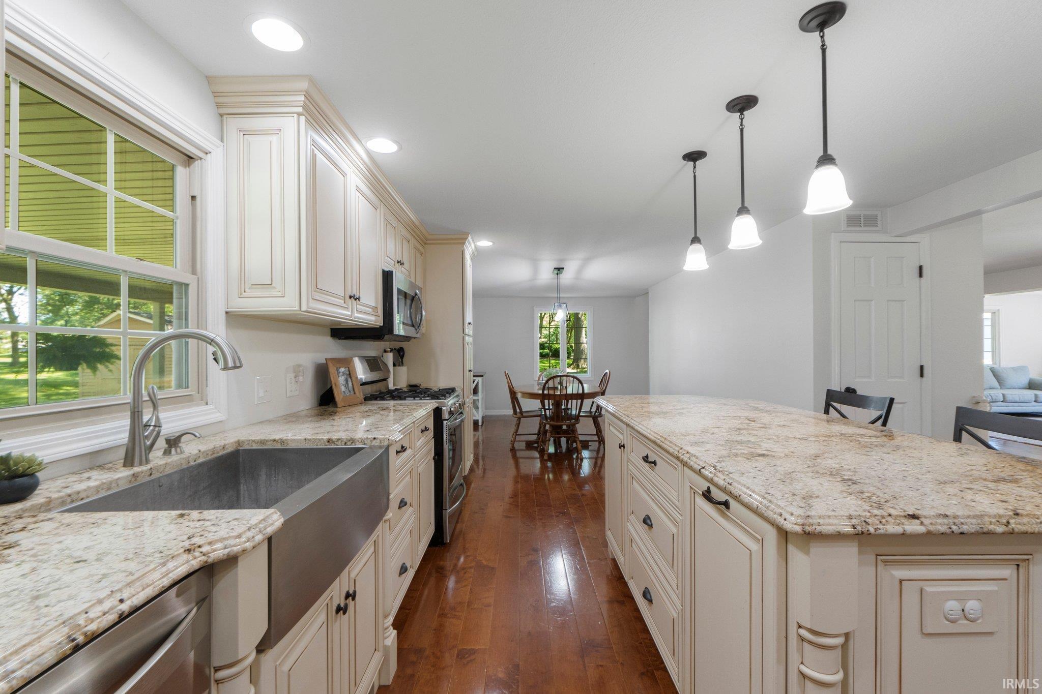 Photo 14 of 1704 S Sutton Circle Drive