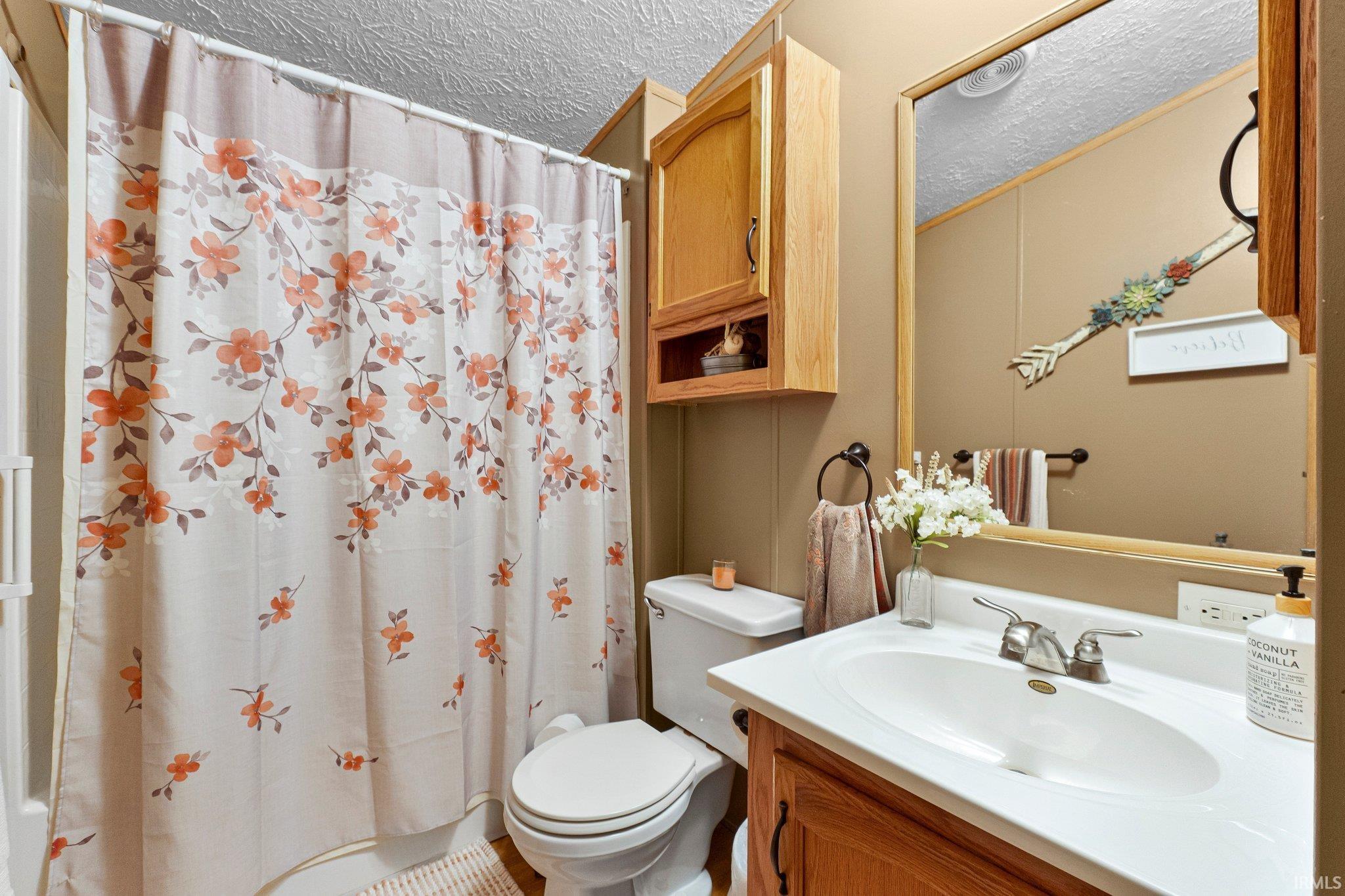 Photo 11 of 6261 N Thistle Downs Ln