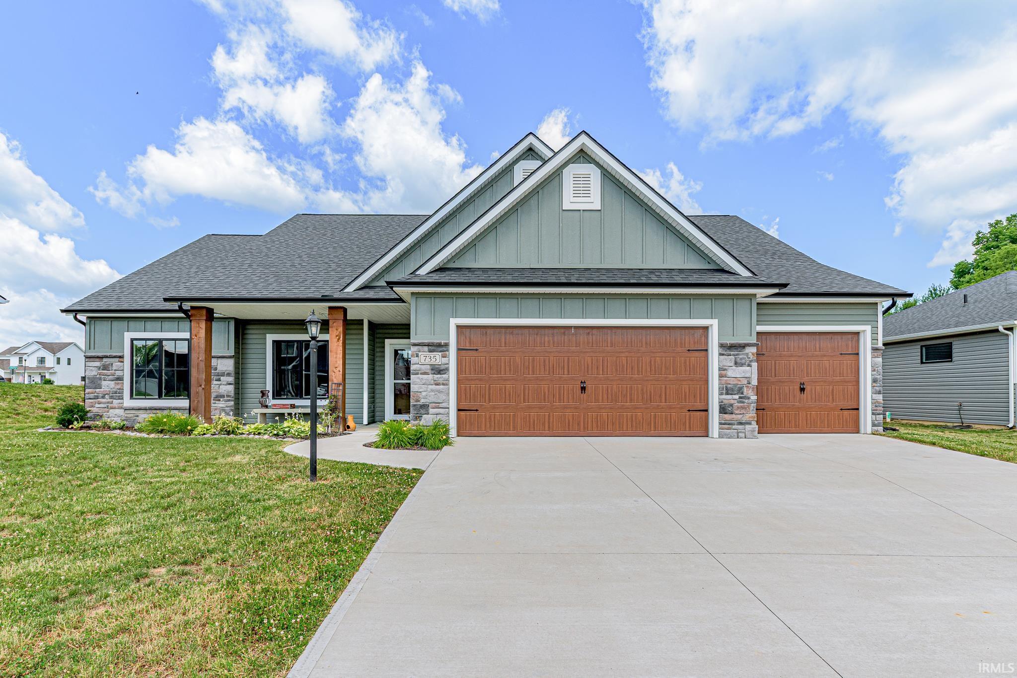 735 N Norfolk Cove